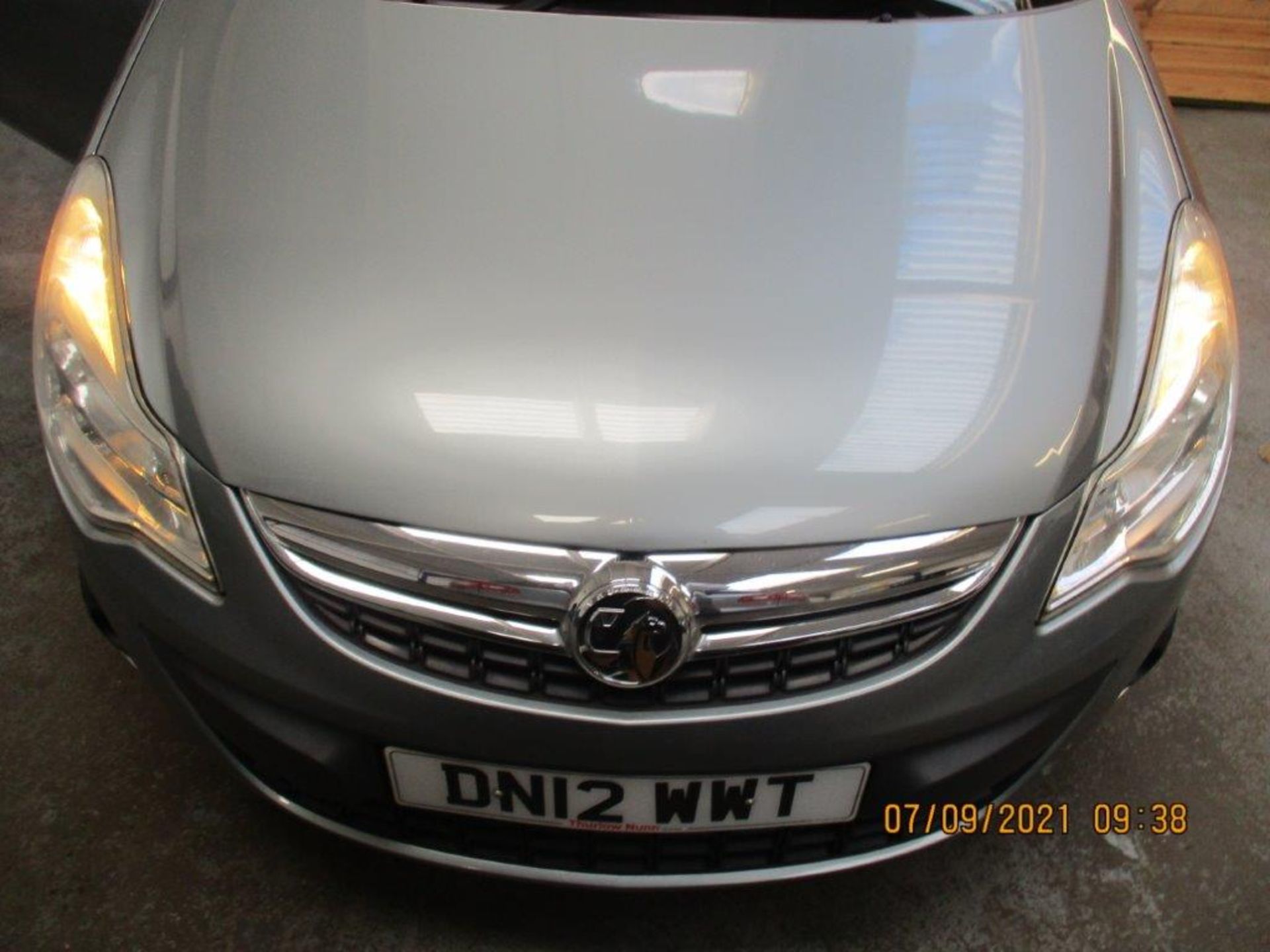 12 12 Vauxhall Corsa SE - Image 5 of 20