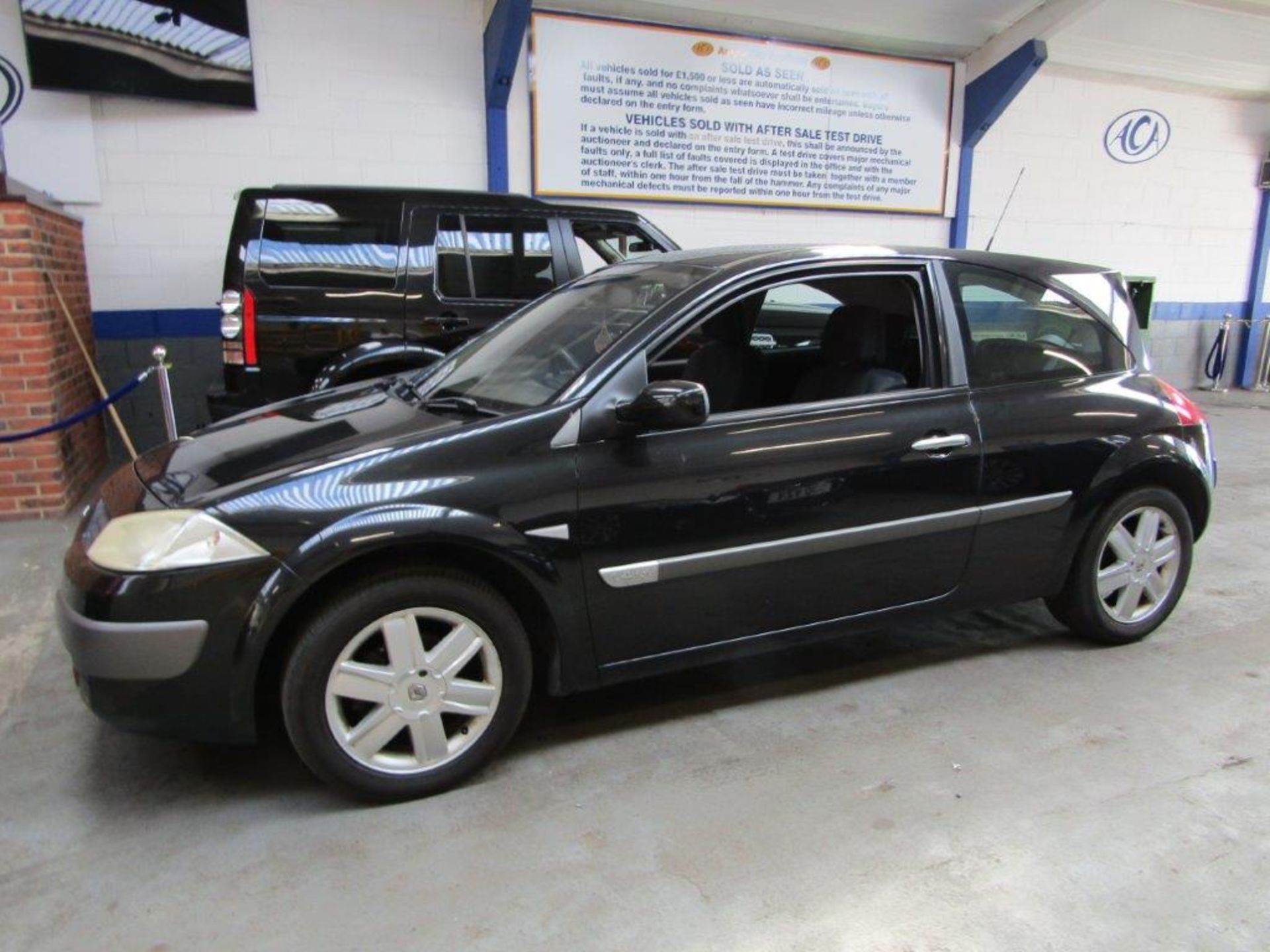 04 04 Renault Megane Dyn 16V