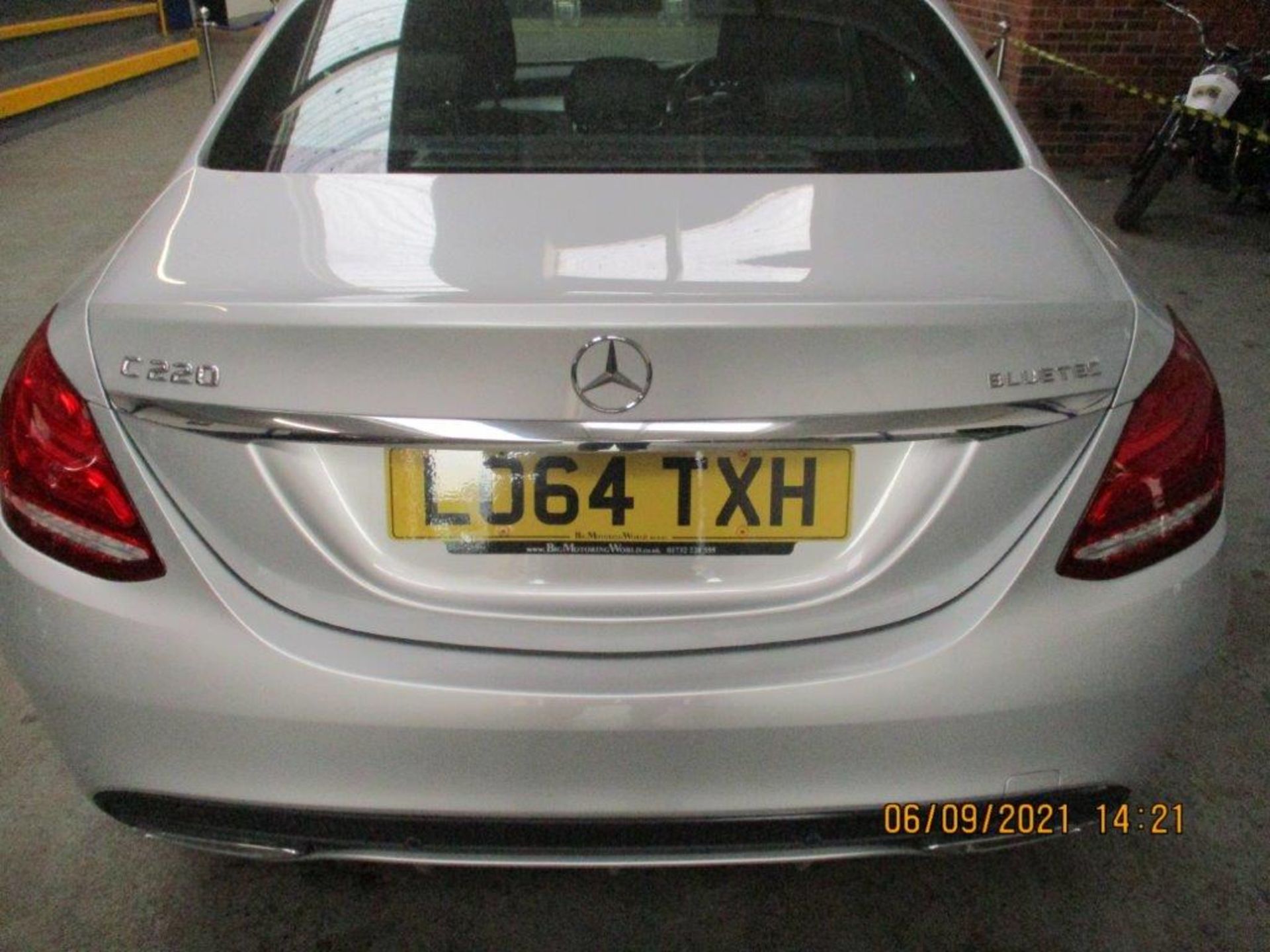 64 15 Merc. C220 AMG Line Bluetec - Image 5 of 23