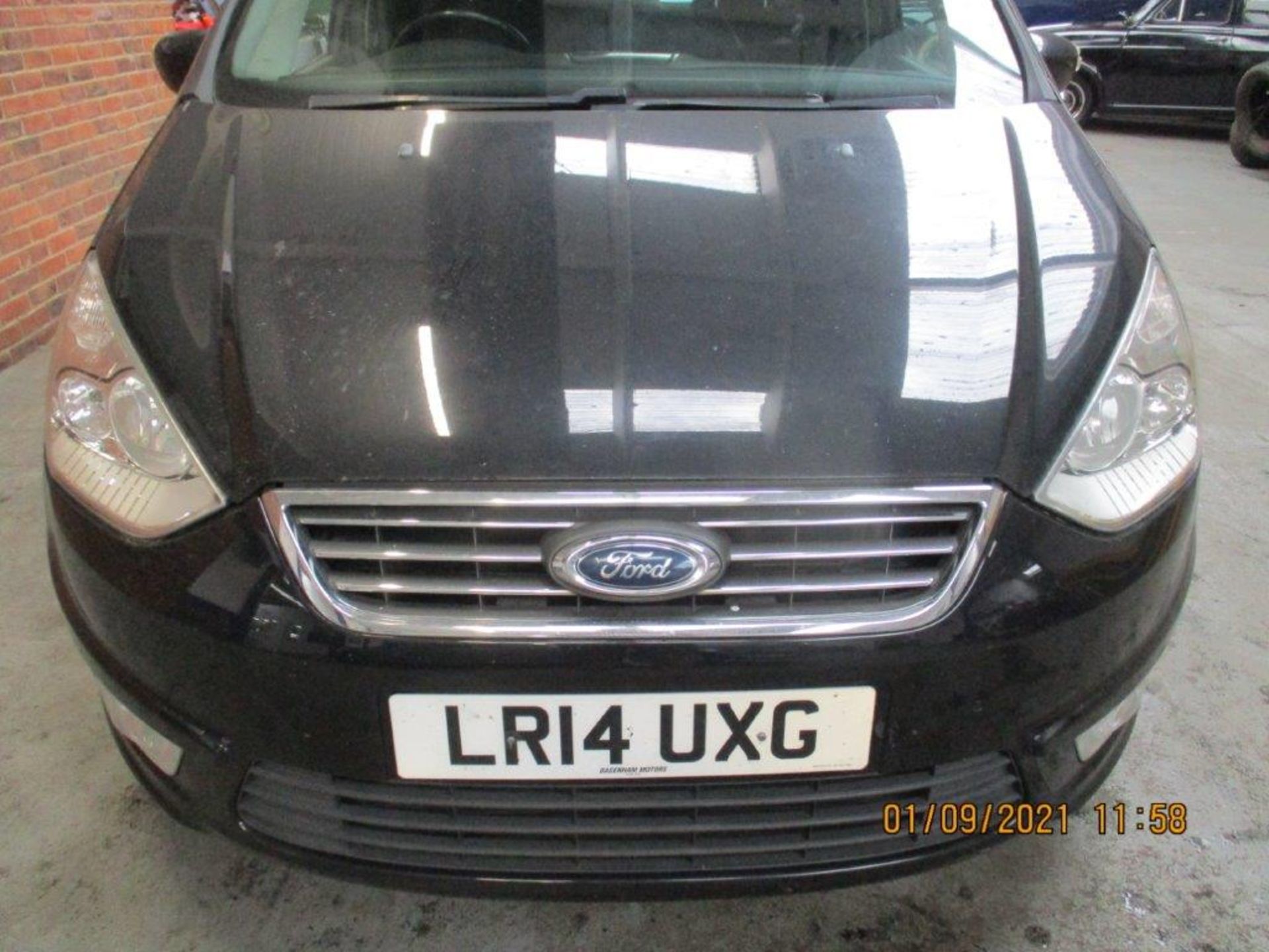 14 14 Ford Galaxy Zetec TDCi - Image 4 of 17