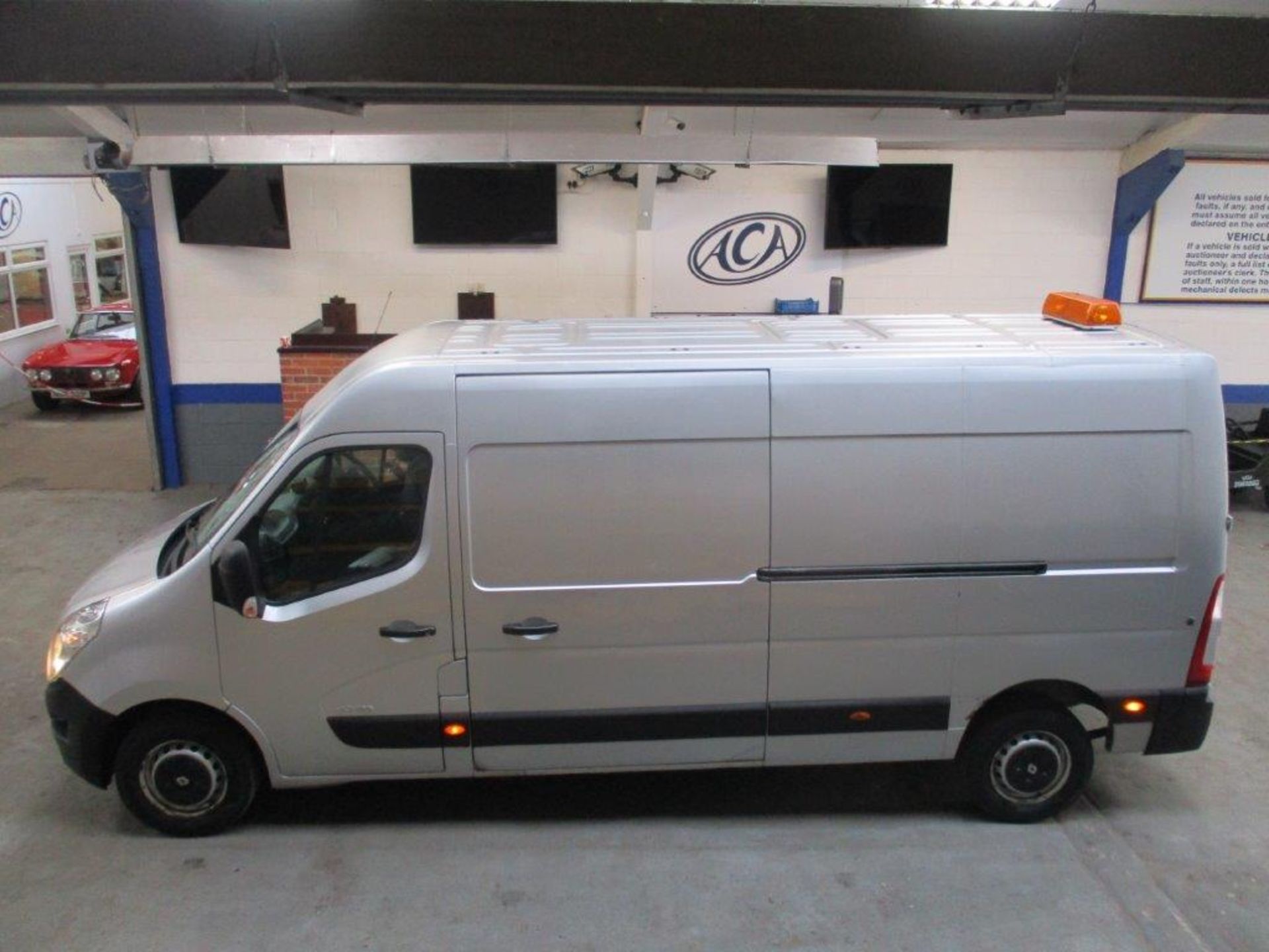 13 13 Renault Master LM35 DCI 125 - Image 3 of 28