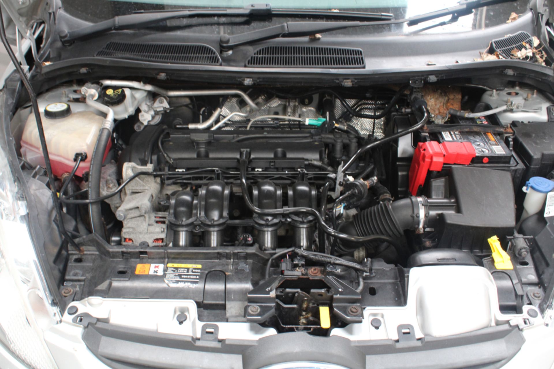 09 09 Ford Fiesta Zetec 96 - Image 27 of 27