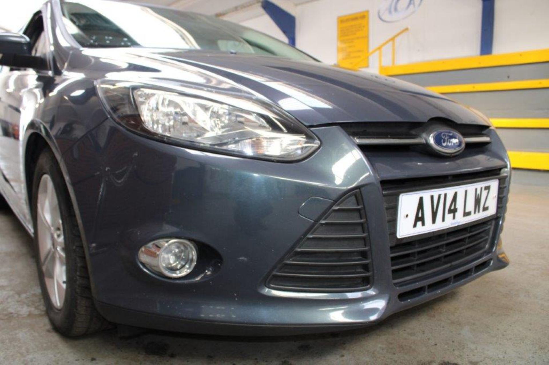 14 14 Ford Focus Zetec TDCI - Image 11 of 29