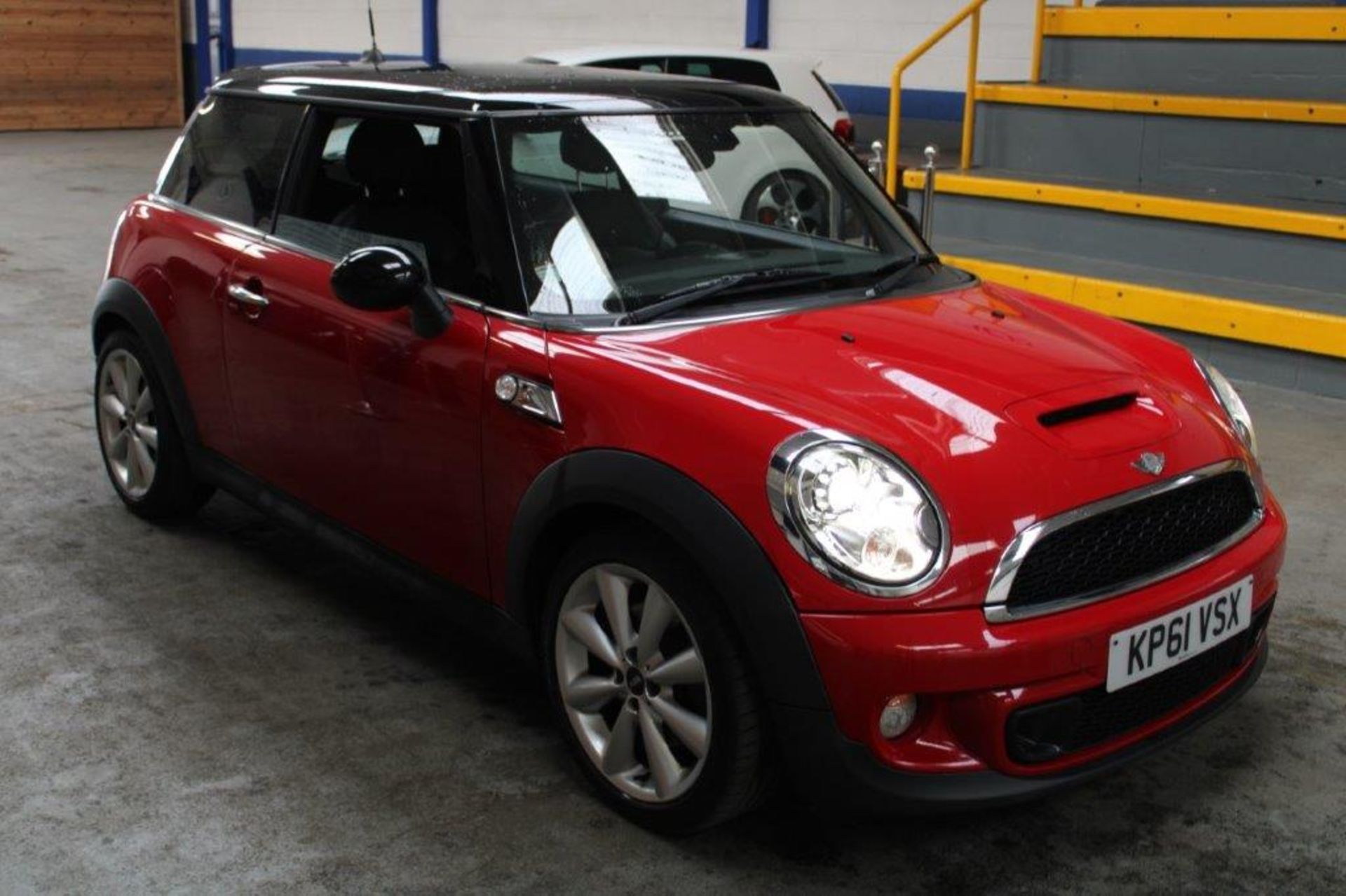 61 11 Mini Cooper S - Image 21 of 26