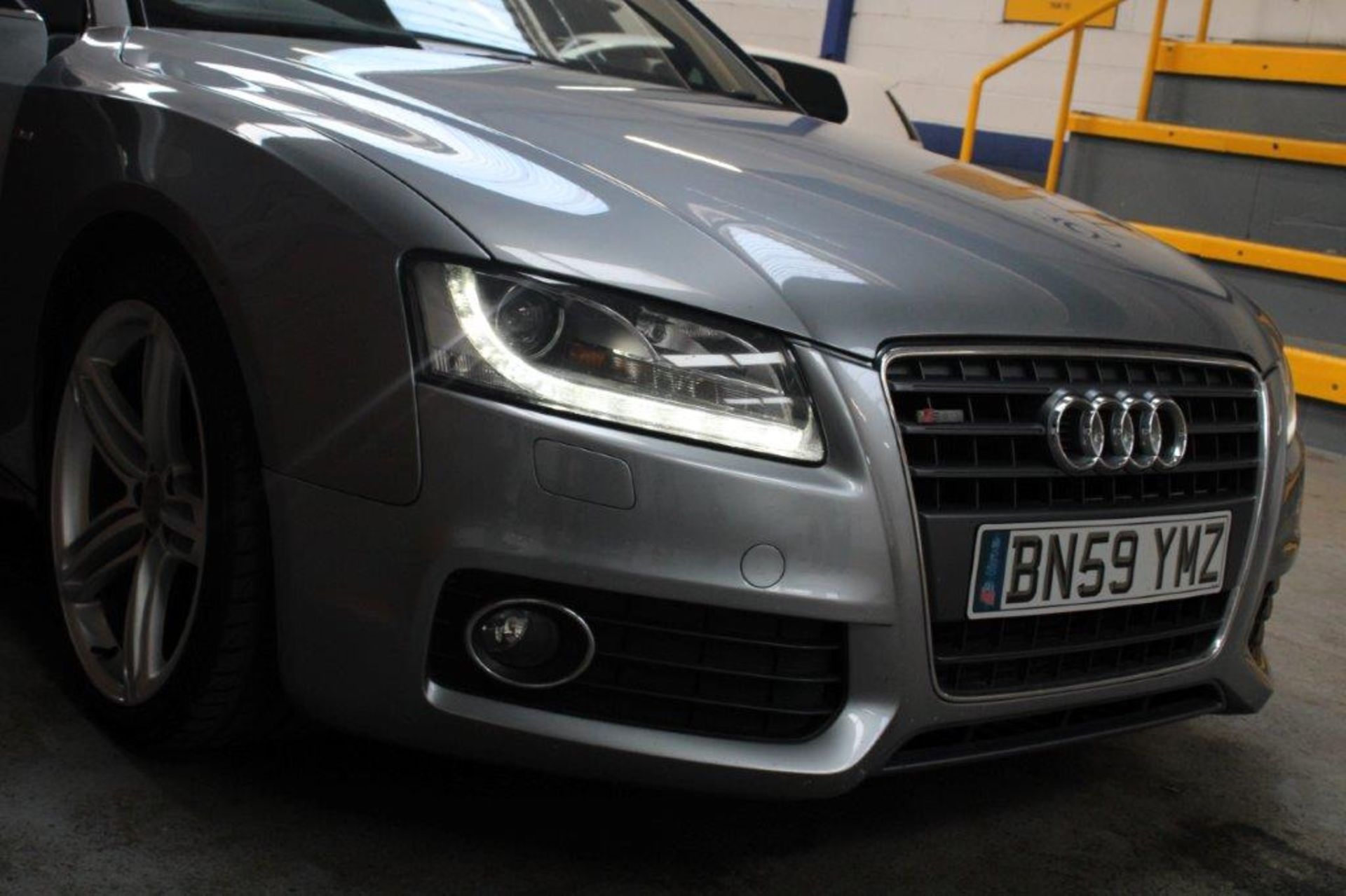 59 09 Audi A5 S Line TFSI CVT - Image 5 of 21