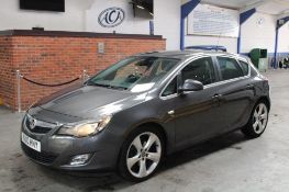 10 10 Vauxhall Astra SRI CDTI 157