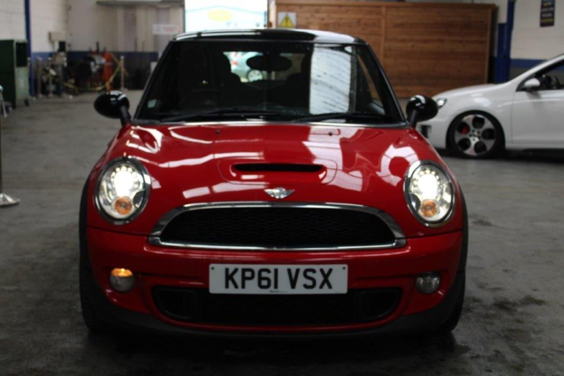 61 11 Mini Cooper S - Image 25 of 26