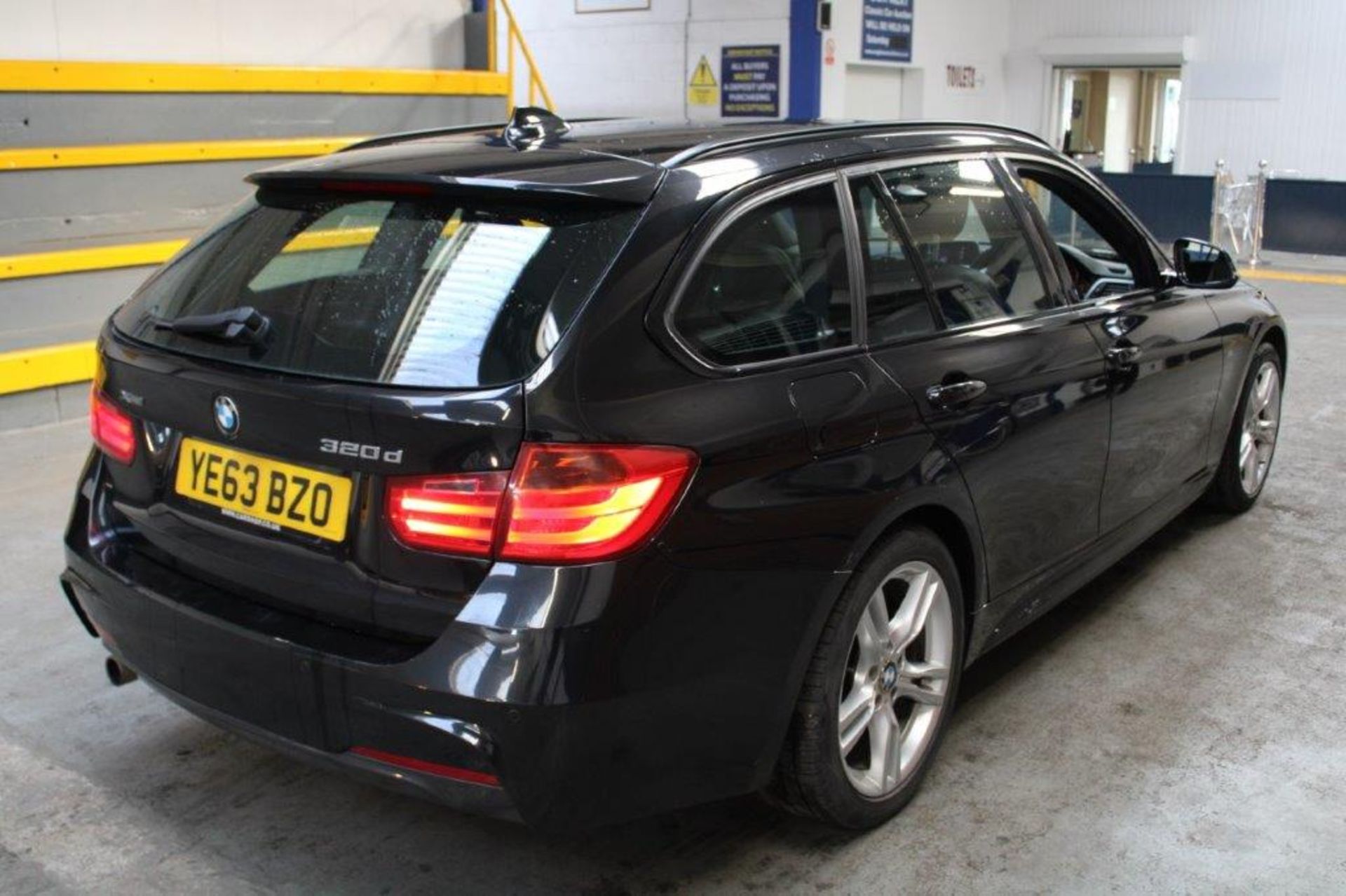 63 14 BMW 320D XDrive M Sport - Image 21 of 27