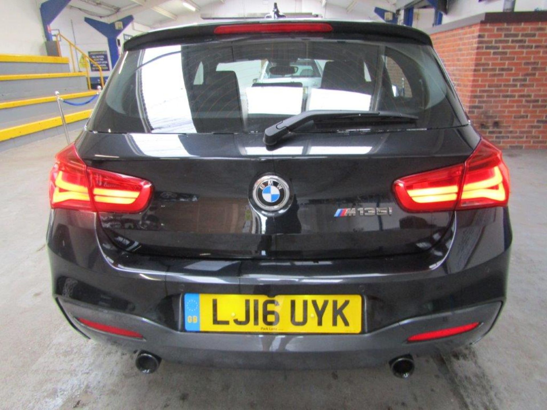 16 16 BMW M135I - Image 4 of 26