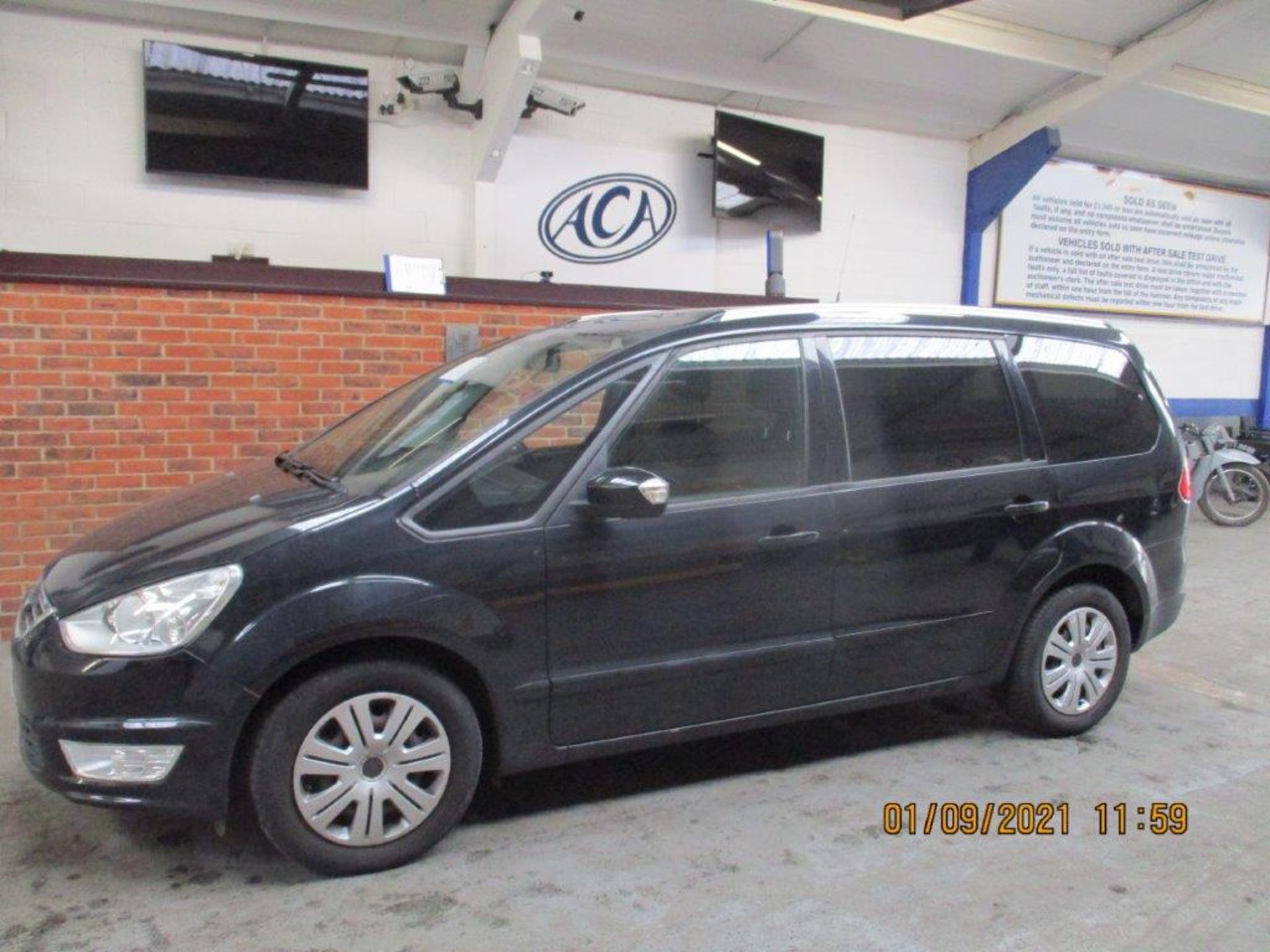 14 14 Ford Galaxy Zetec TDCi