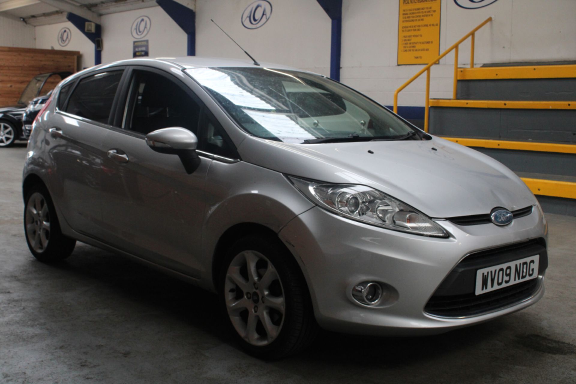 09 09 Ford Fiesta Zetec 96 - Image 7 of 27