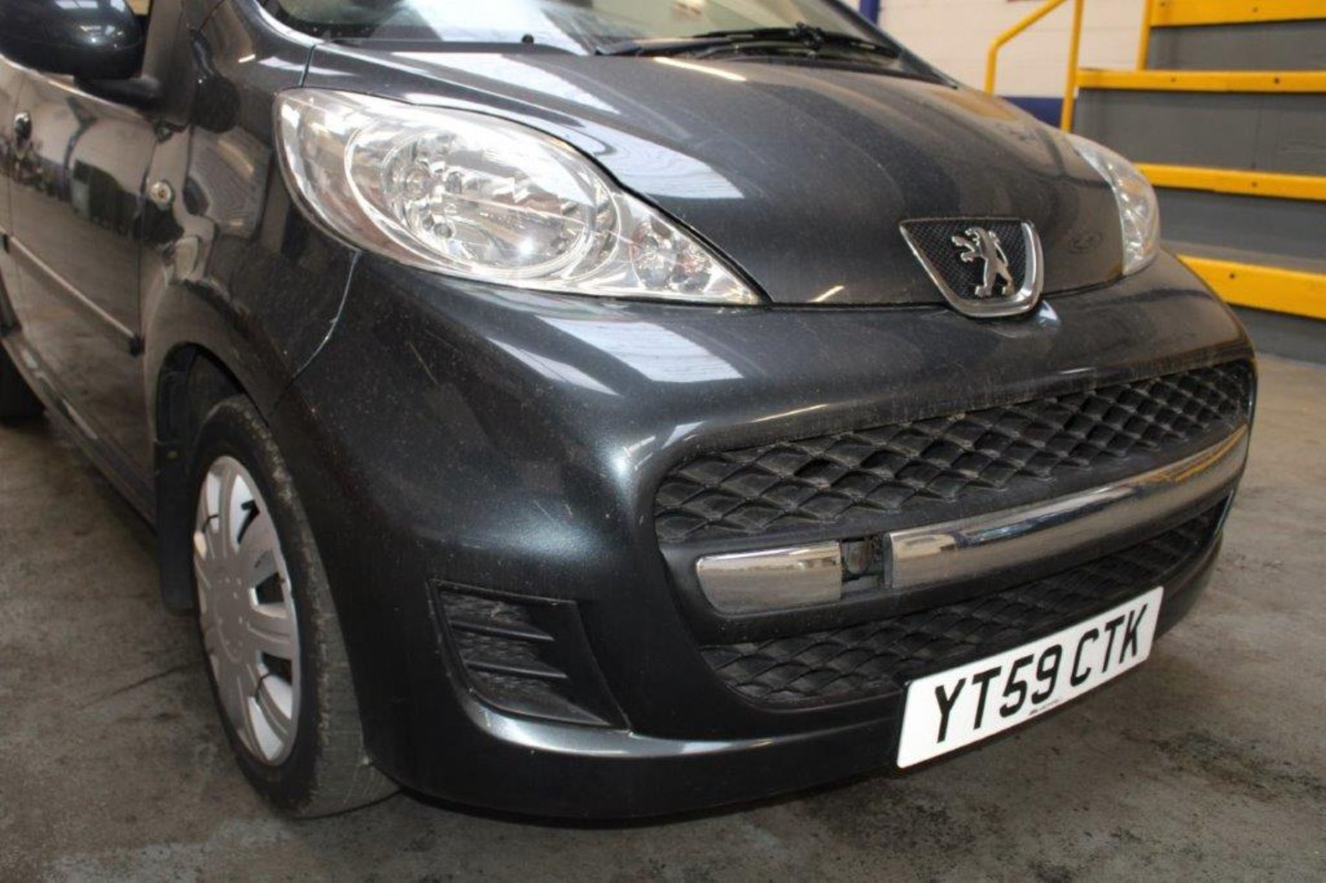 59 09 Peugeot 107 Urban - Image 7 of 24