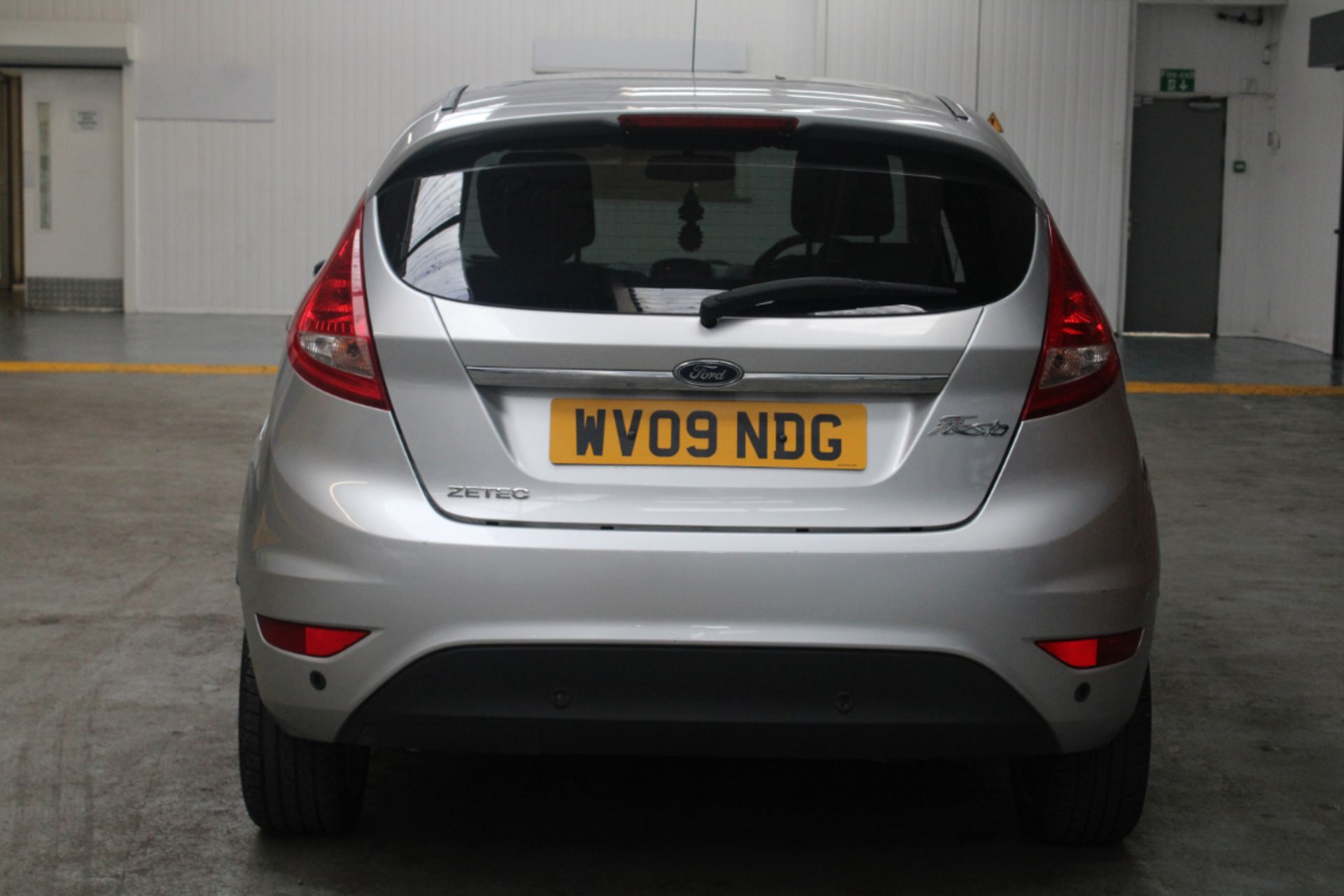 09 09 Ford Fiesta Zetec 96 - Image 4 of 27