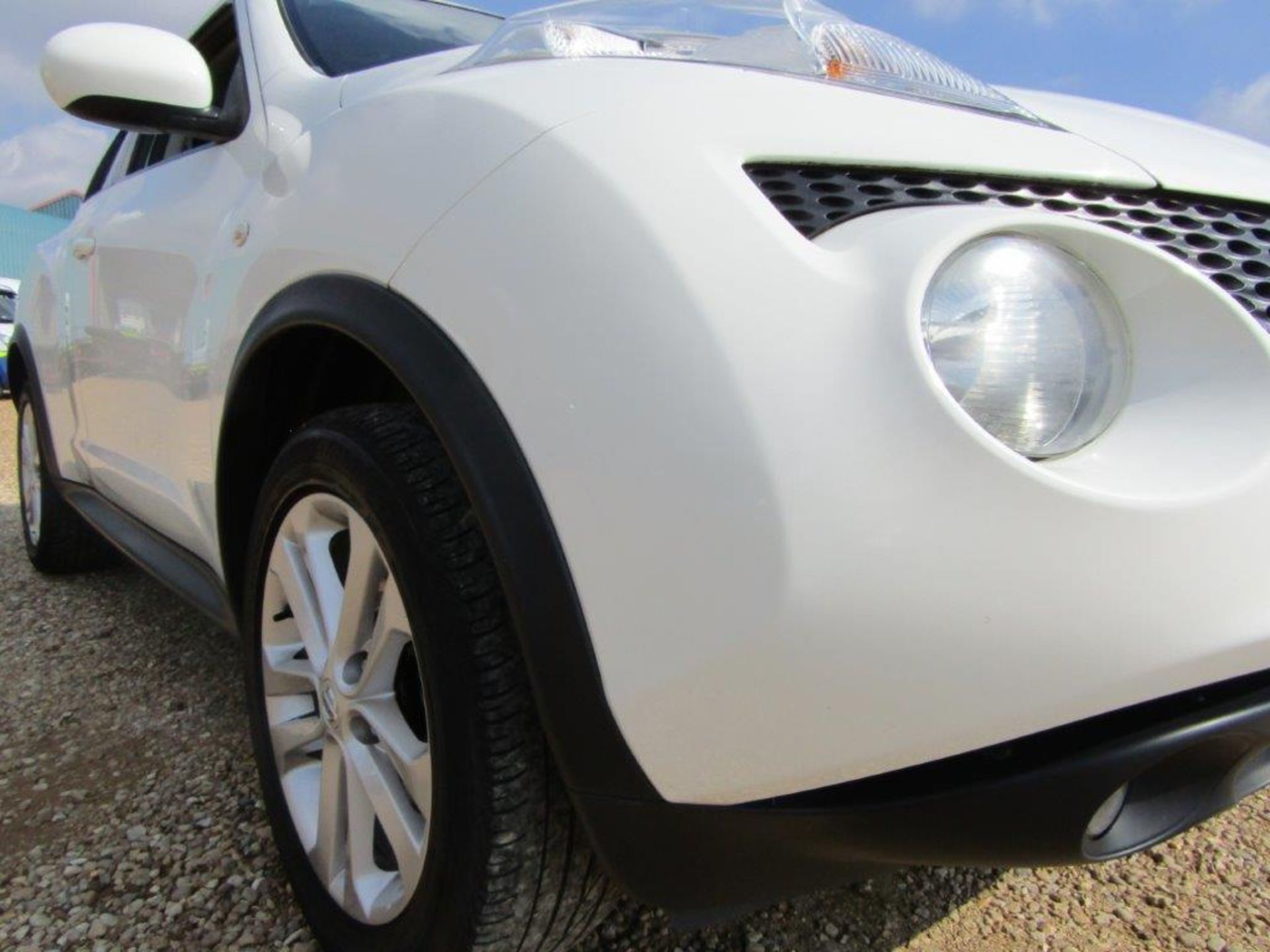 61 11 Nissan Juke Acenta Sport - Image 15 of 23