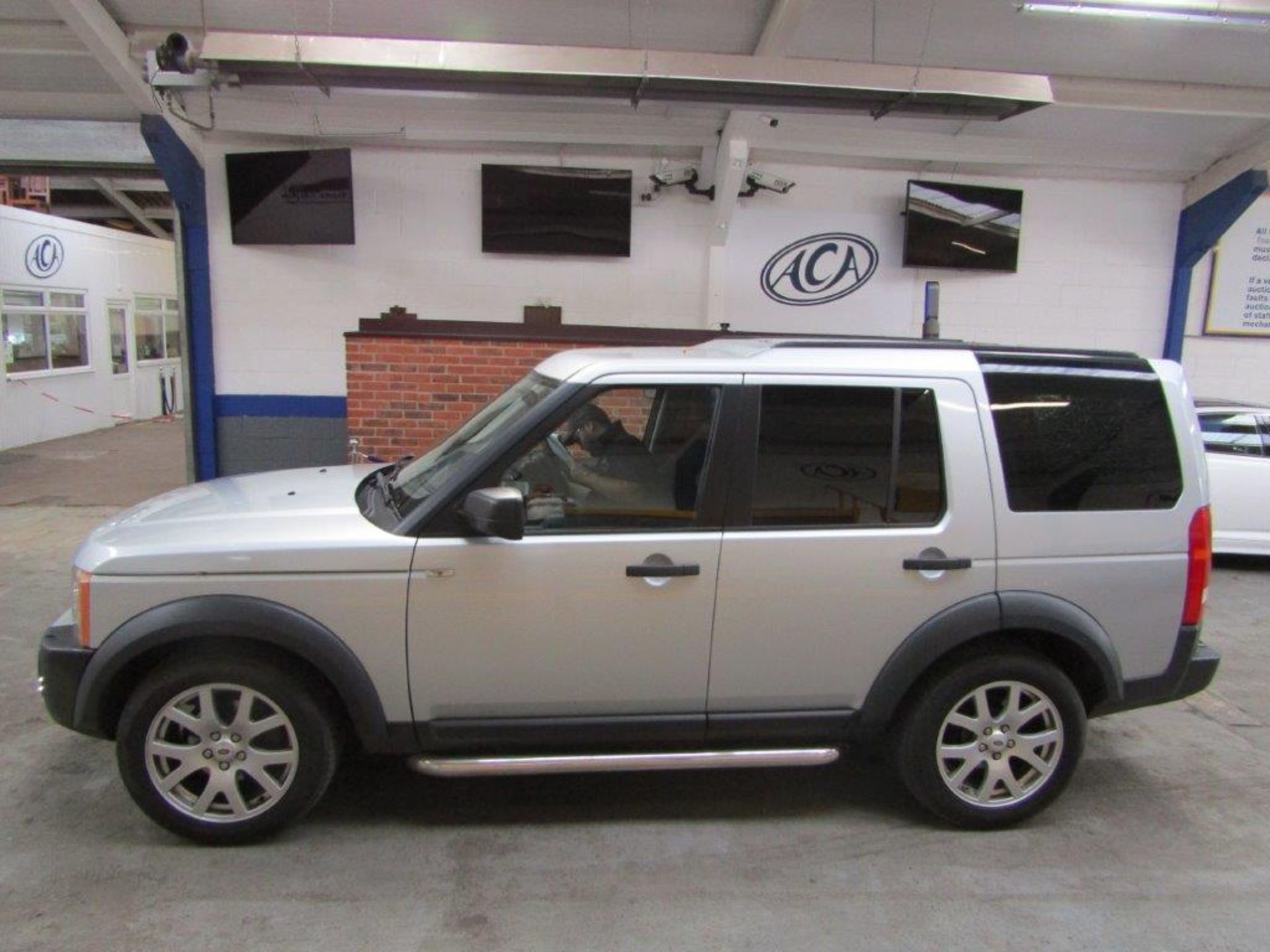 09 09 L/Rover Discovery Auto - Image 14 of 25