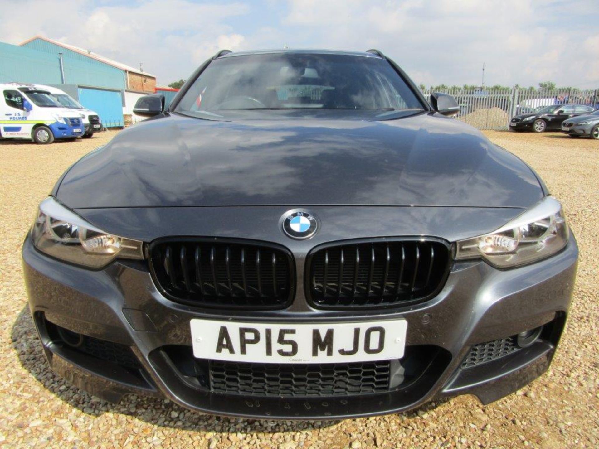 15 15 BMW 330D X DRIVE M Sport Auto - Image 5 of 31