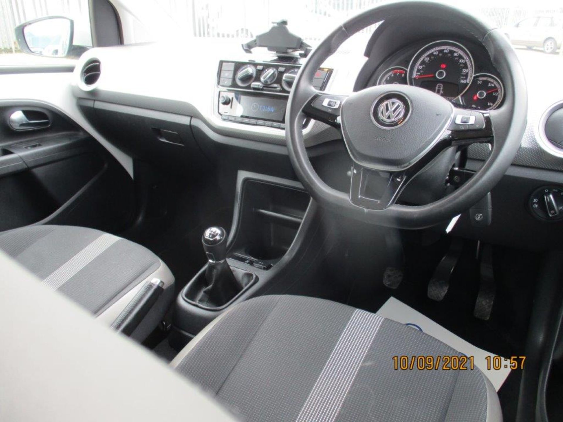 17 17 VW High Up TSi - Image 4 of 23