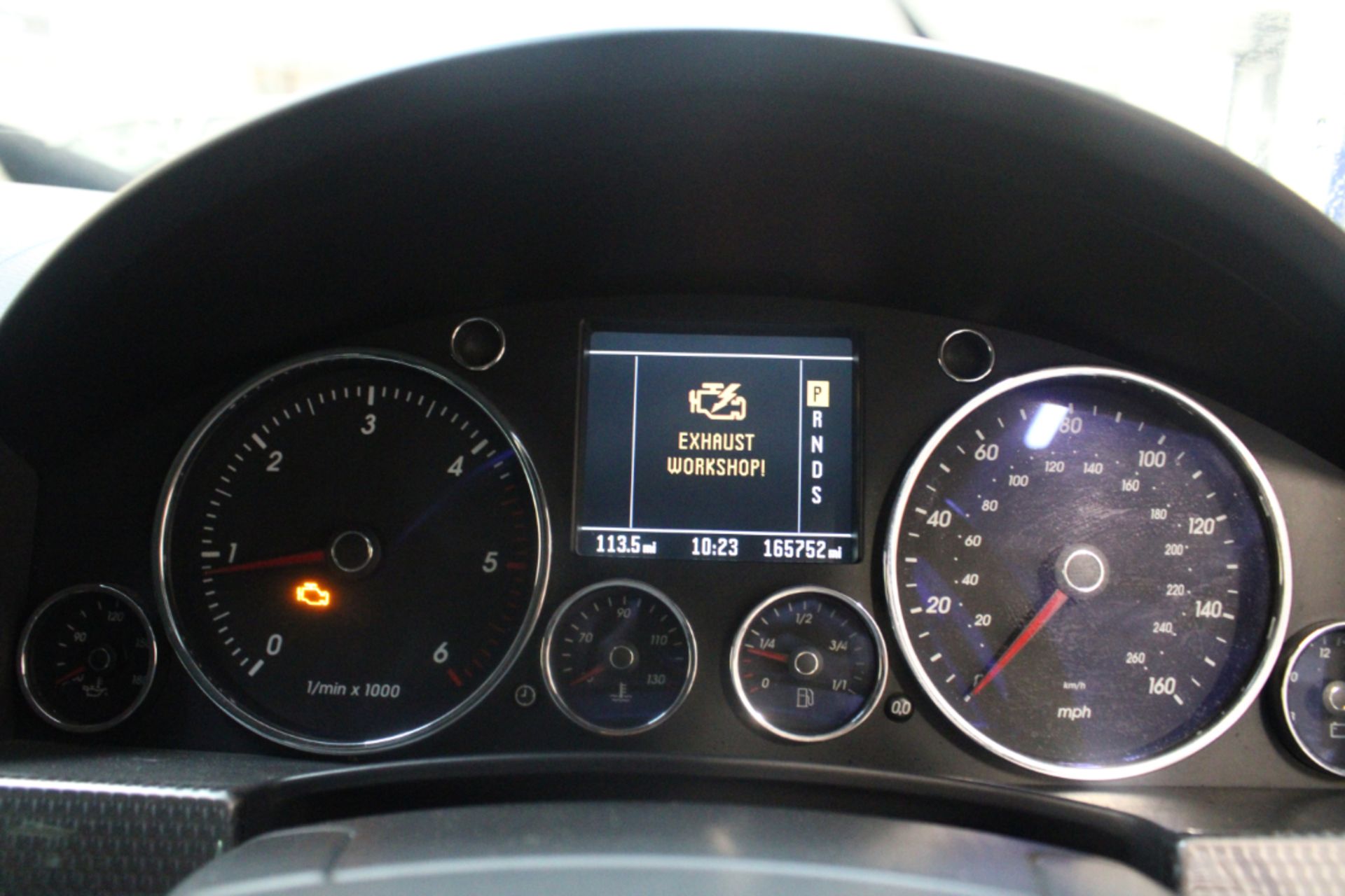 56 06 VW Touareg Altitude V6 TDI - Image 22 of 23