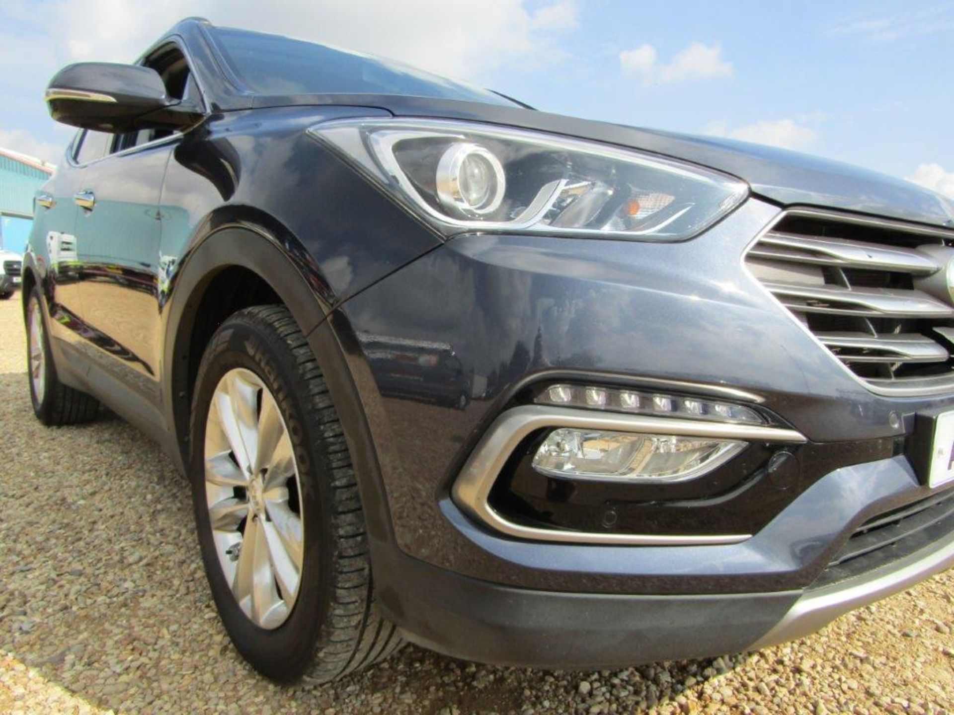 17 17 Hyundai Santa Fe Prem Blue - Image 35 of 35