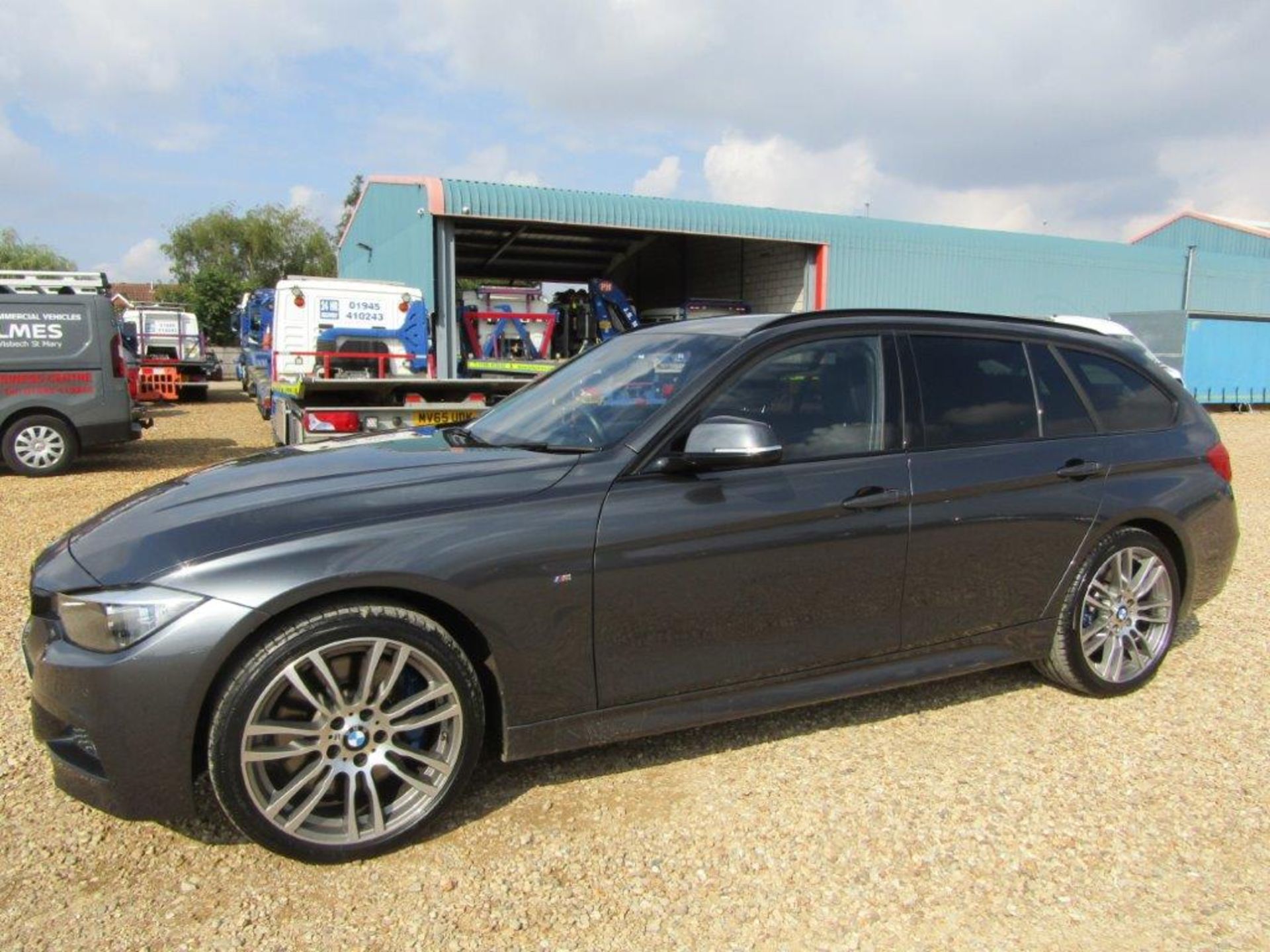 15 15 BMW 330D X DRIVE M Sport Auto