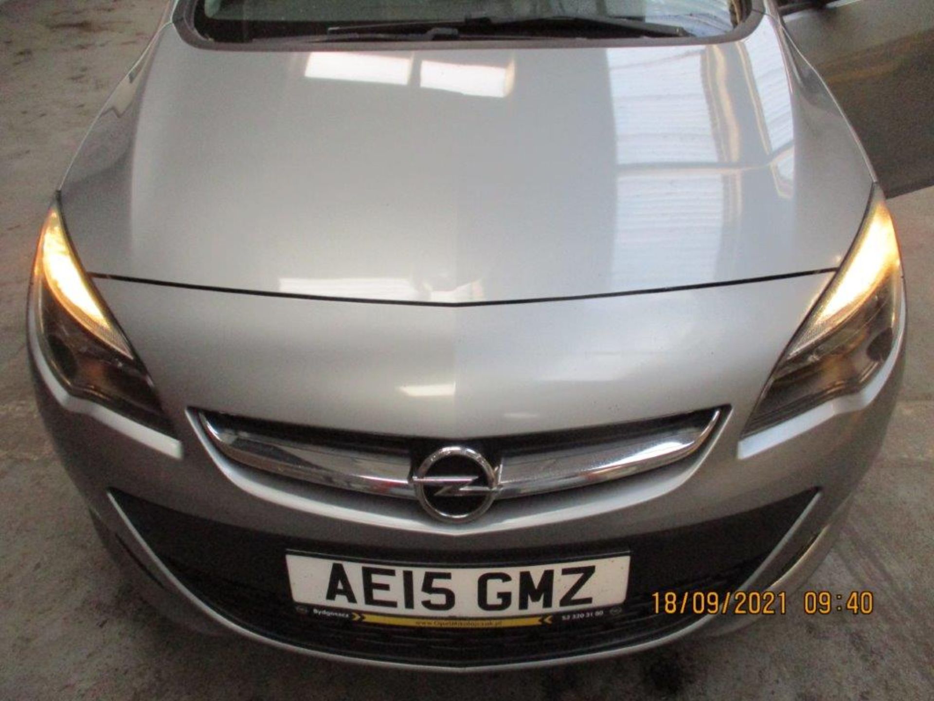 15 15 Opel Astra LHD - Image 12 of 20