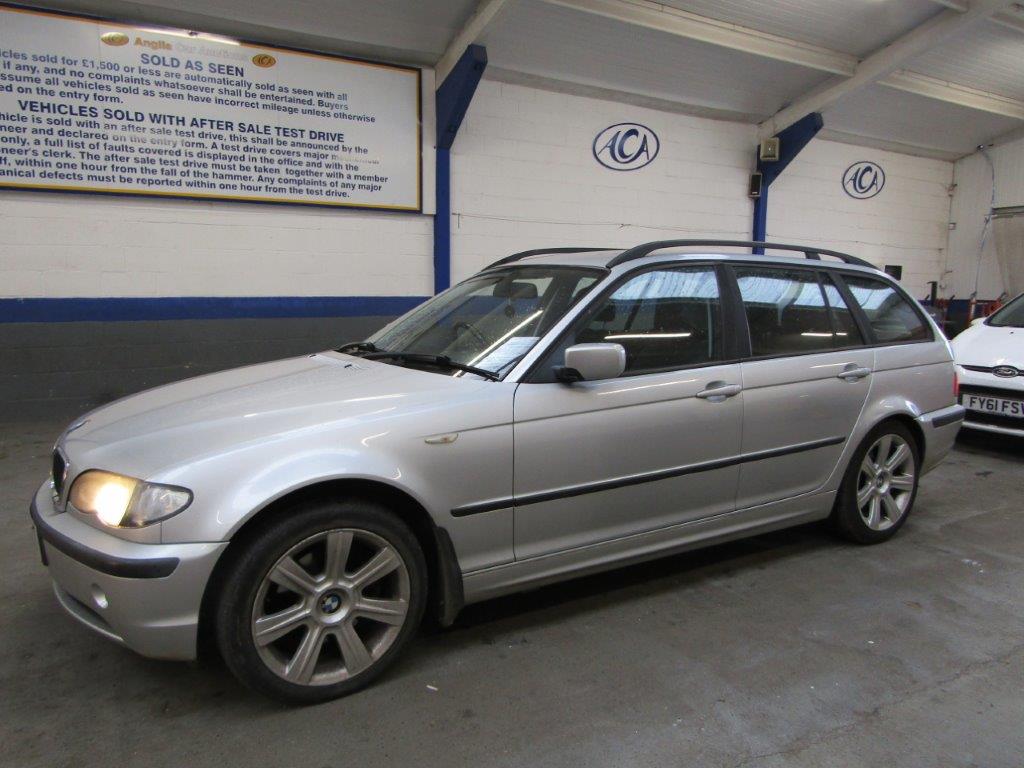 52 02 BMW 320d SE Estate