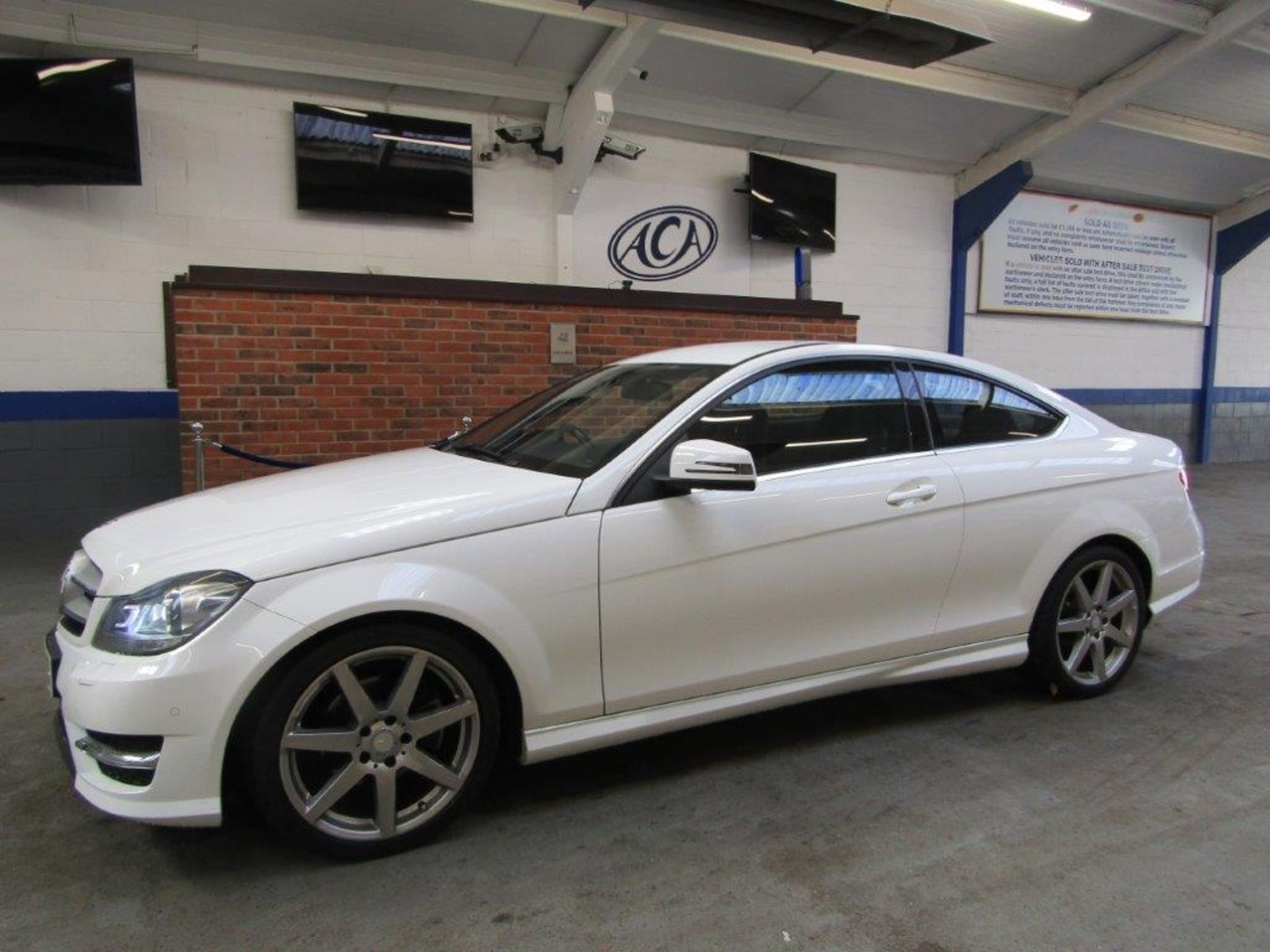 13 13 Mercedes C180 AMG Sport Blue