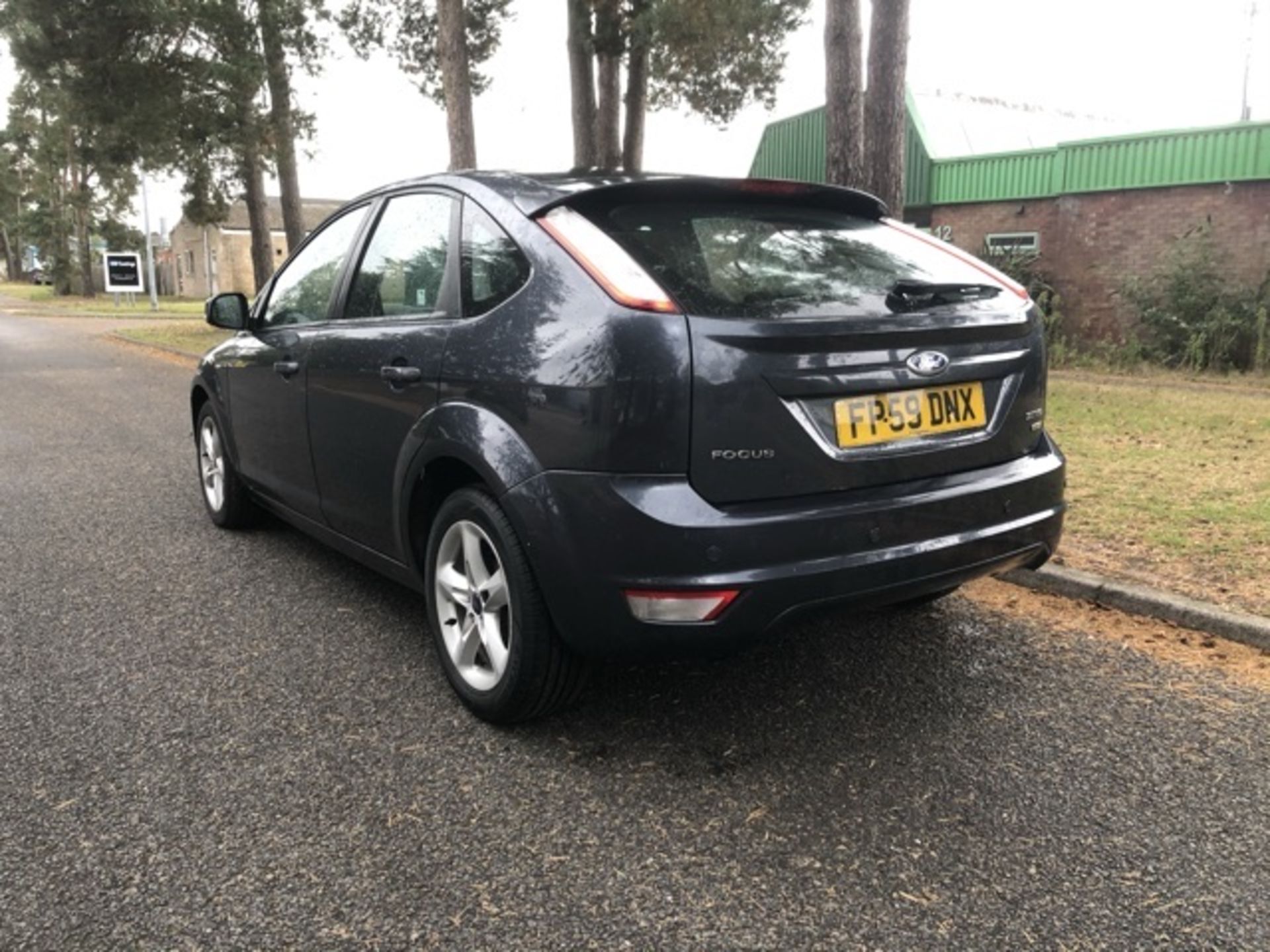 59 09 Ford Focus Zetec TDCI 109 - Image 4 of 7