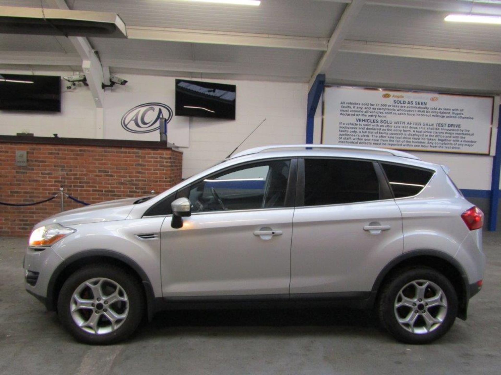 58 08 Ford Kuga Titanium TDCI - Image 2 of 23