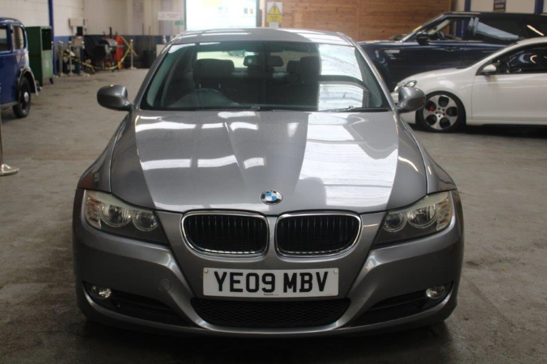 09 09 BMW 318D ES - Image 18 of 29