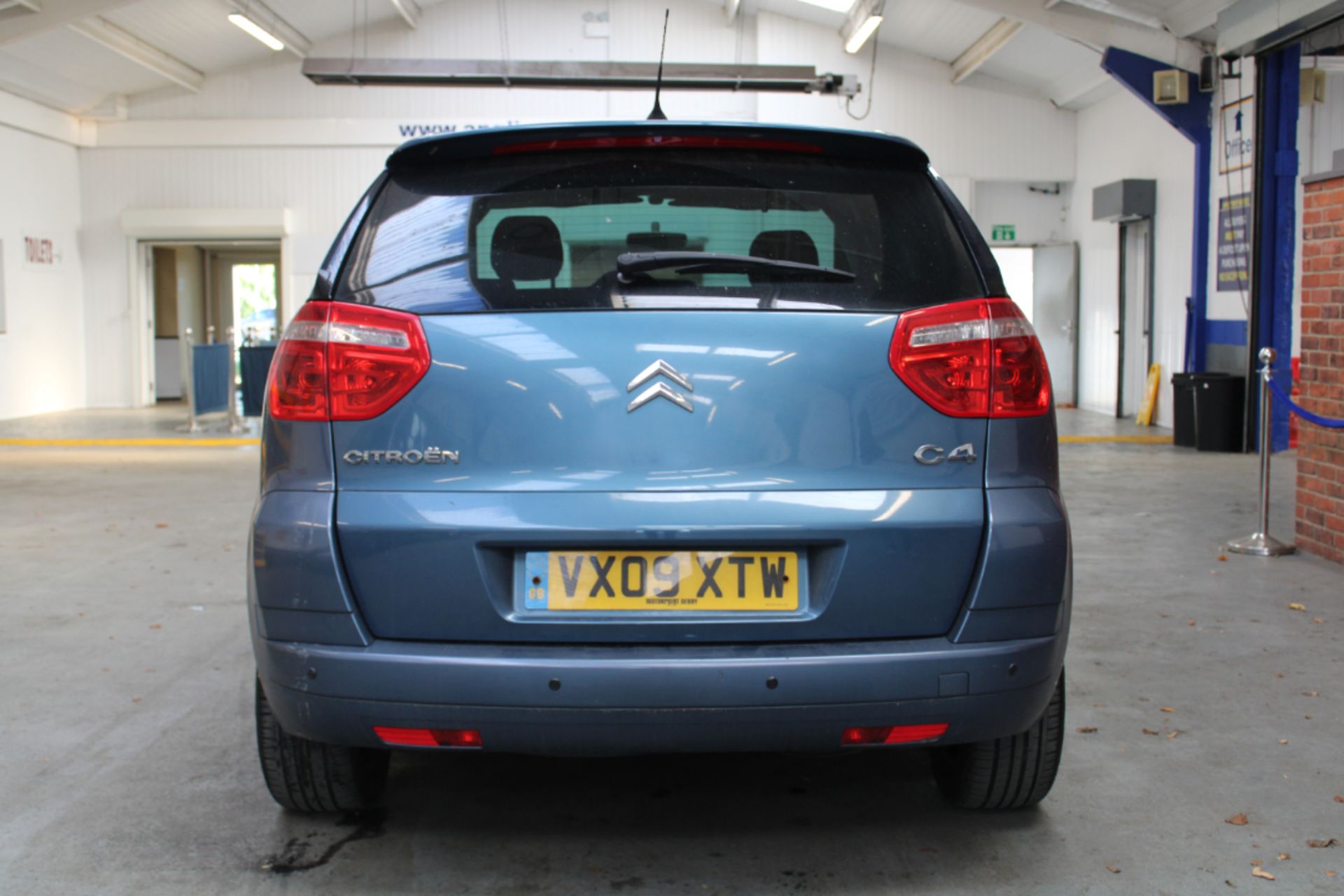 09 09 Citroen C4 Picasso VTR+ - Image 5 of 24