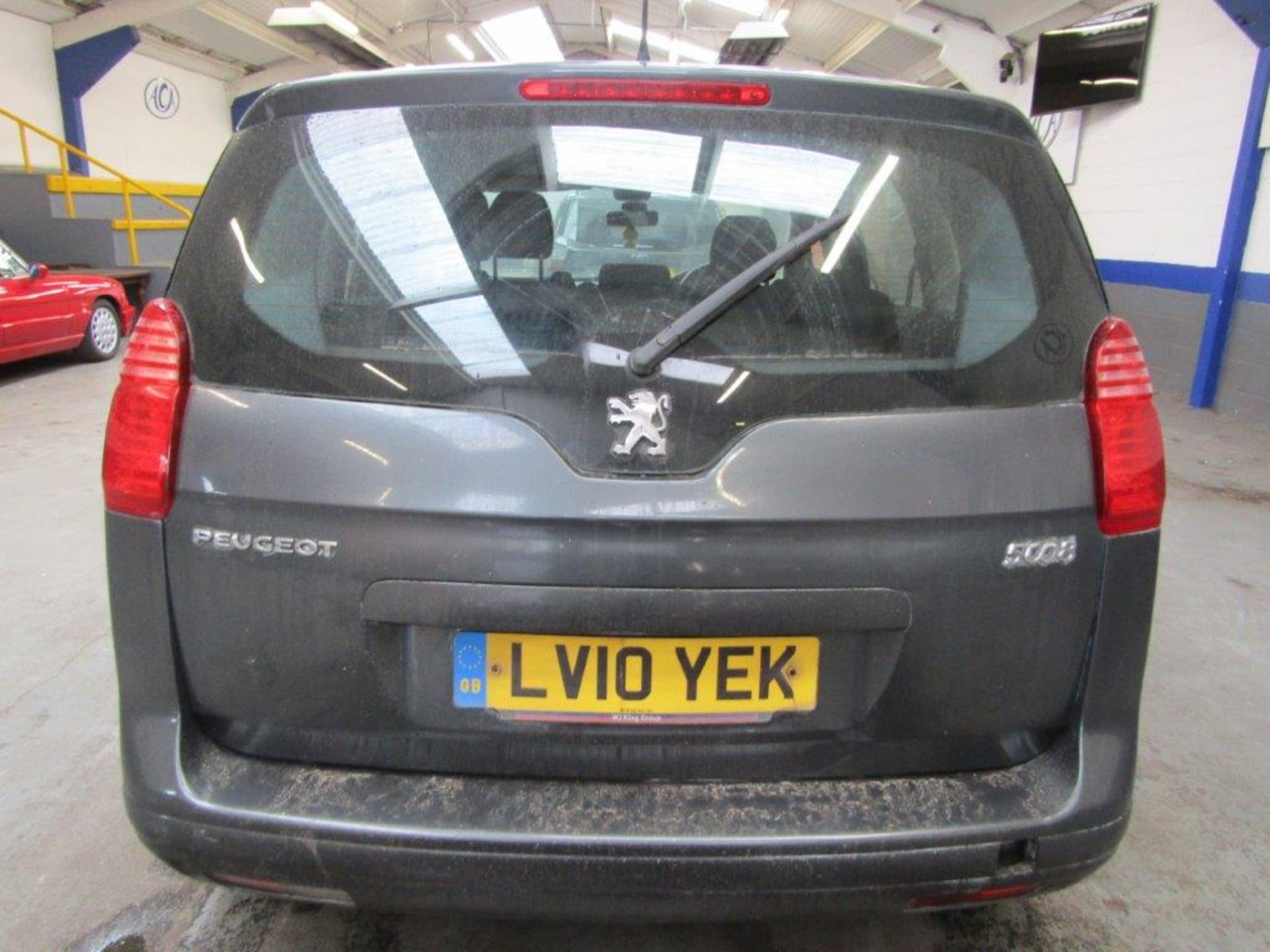 10 10 Peugeot 5008 Sport HDI - Image 4 of 20