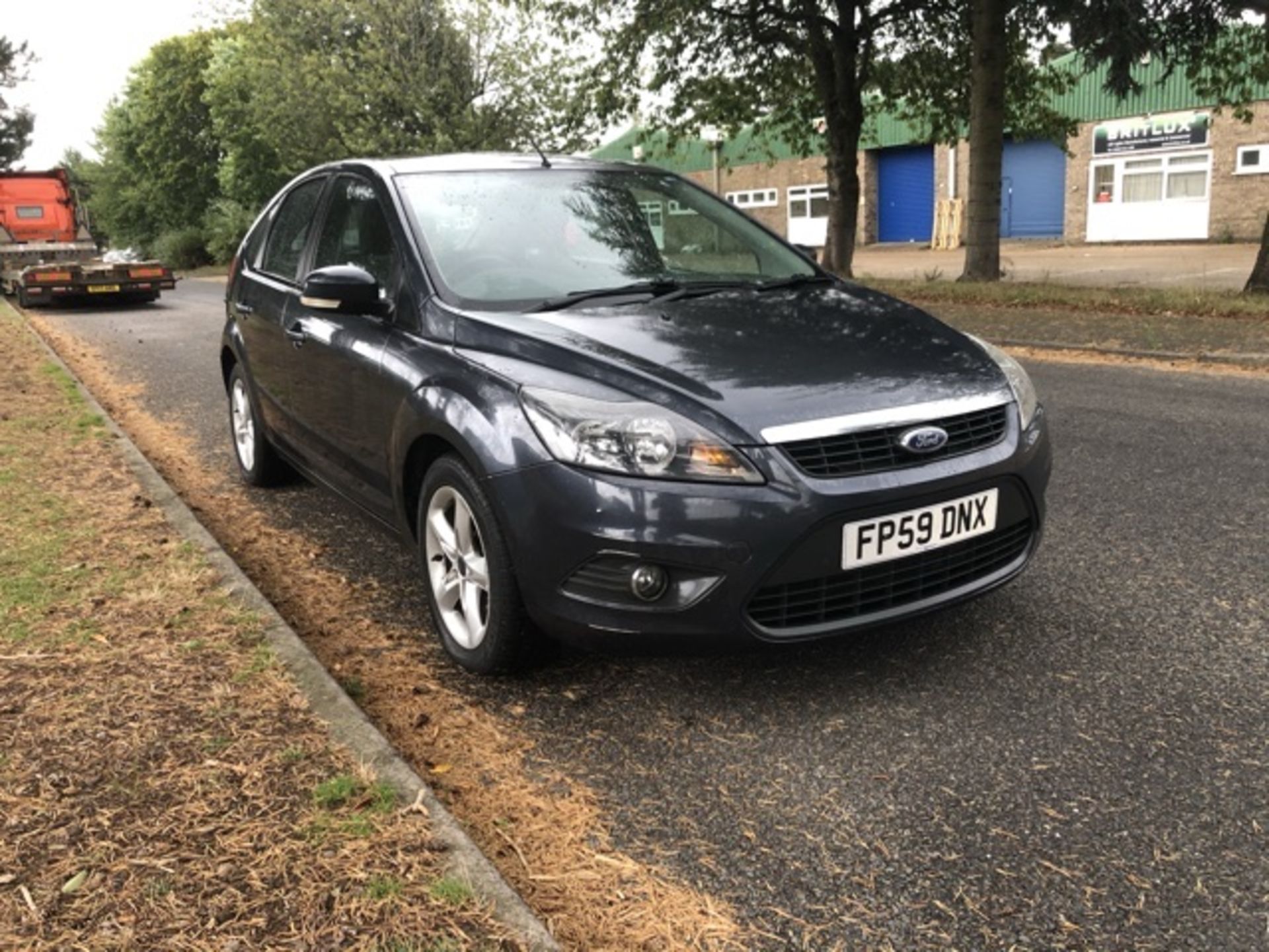 59 09 Ford Focus Zetec TDCI 109 - Image 3 of 7