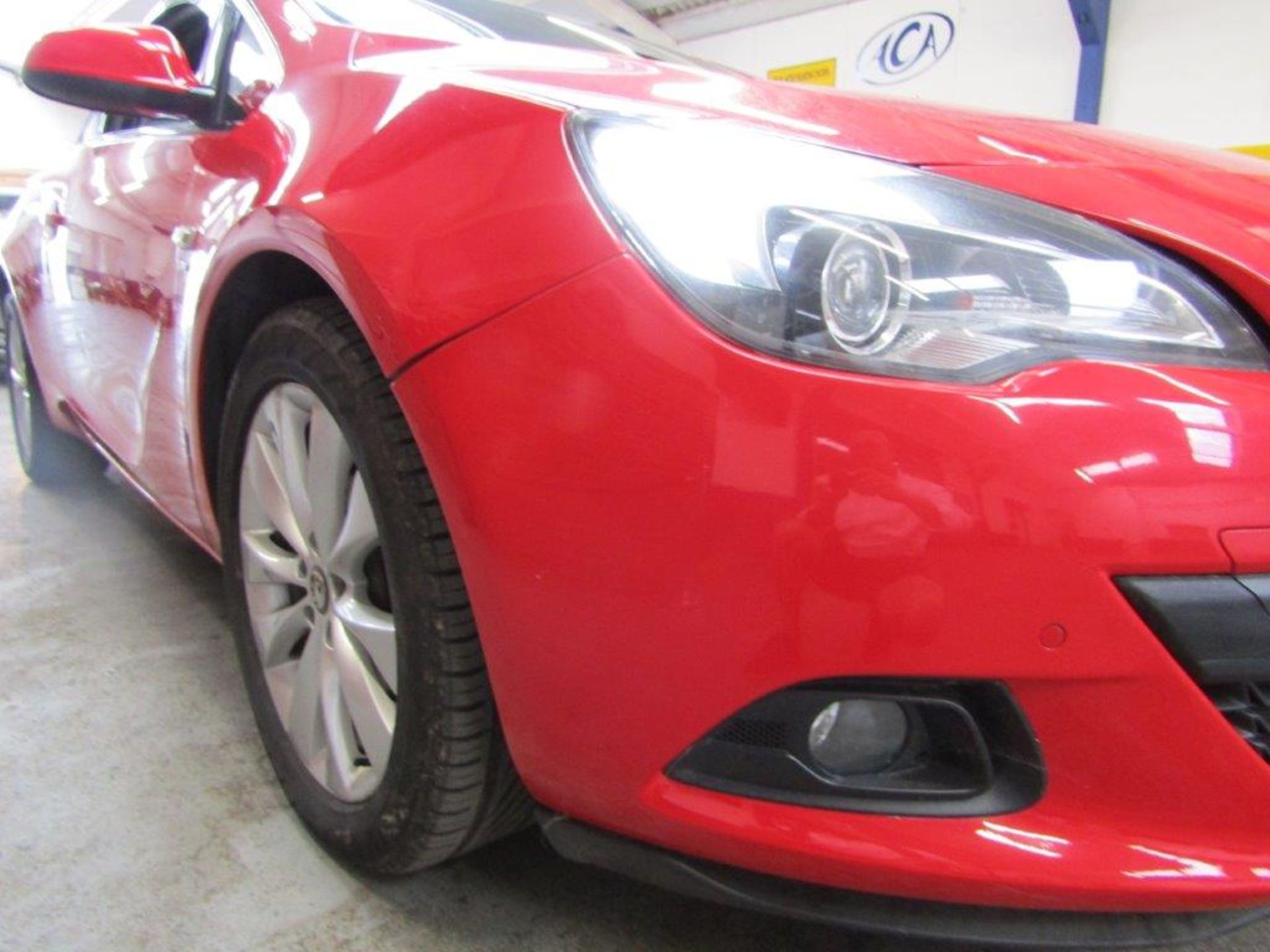 13 13 Vauxhall Astra GTC SRI CDTI - Image 20 of 23