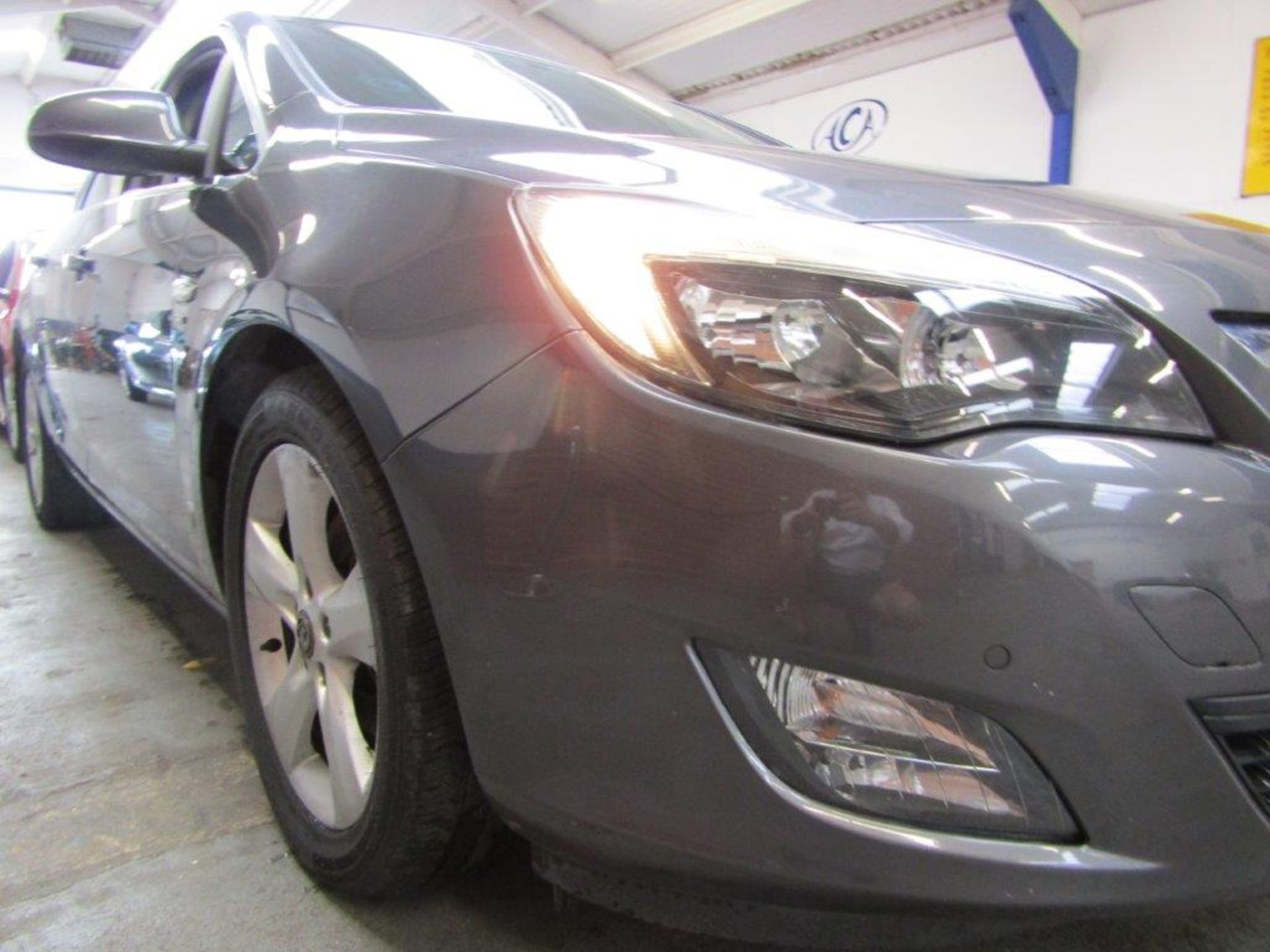 10 10 Vauxhall Astra SRI CDTI 108 - Image 17 of 22