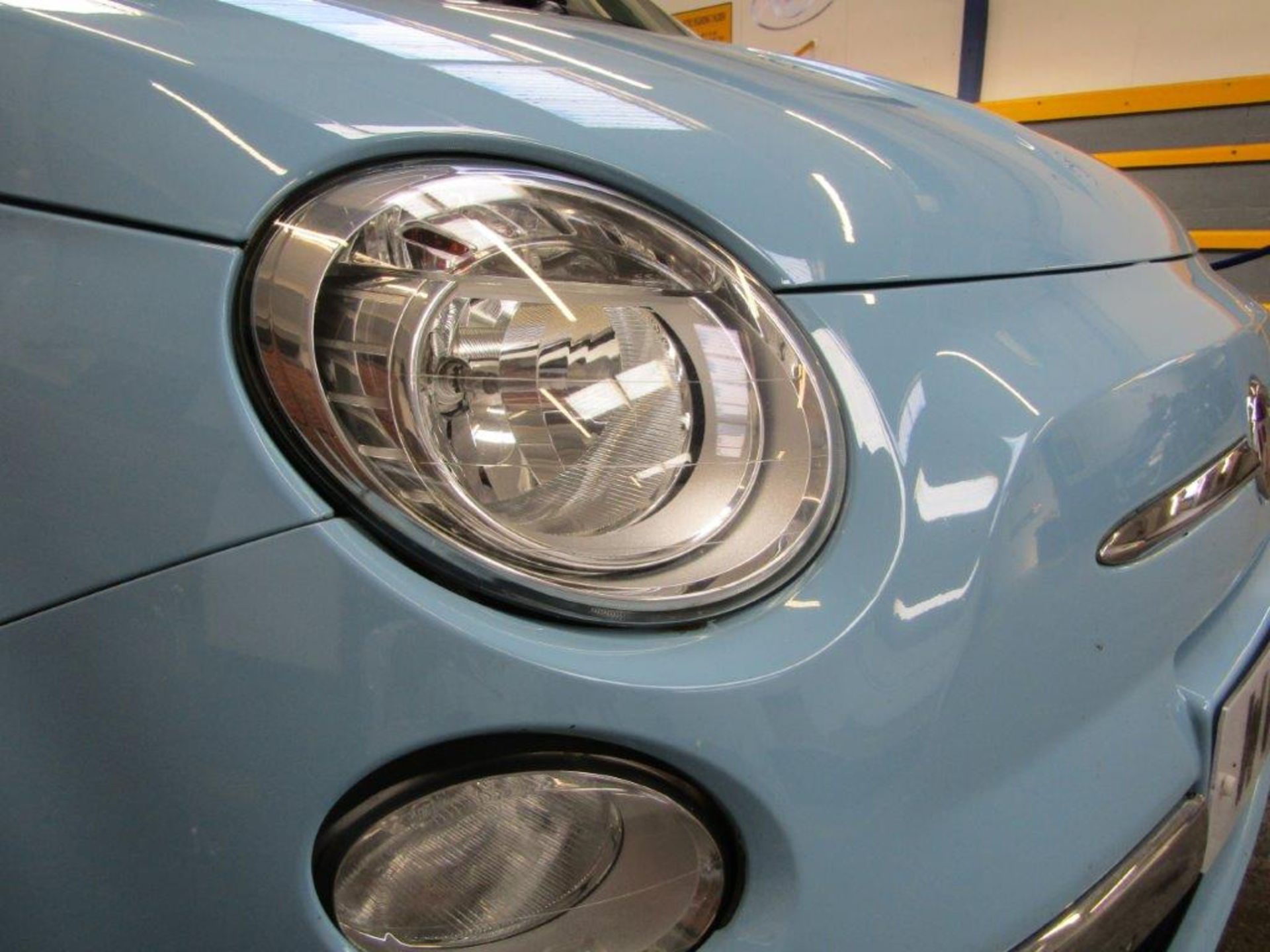 13 13 Fiat 500 Lounge - Image 14 of 23