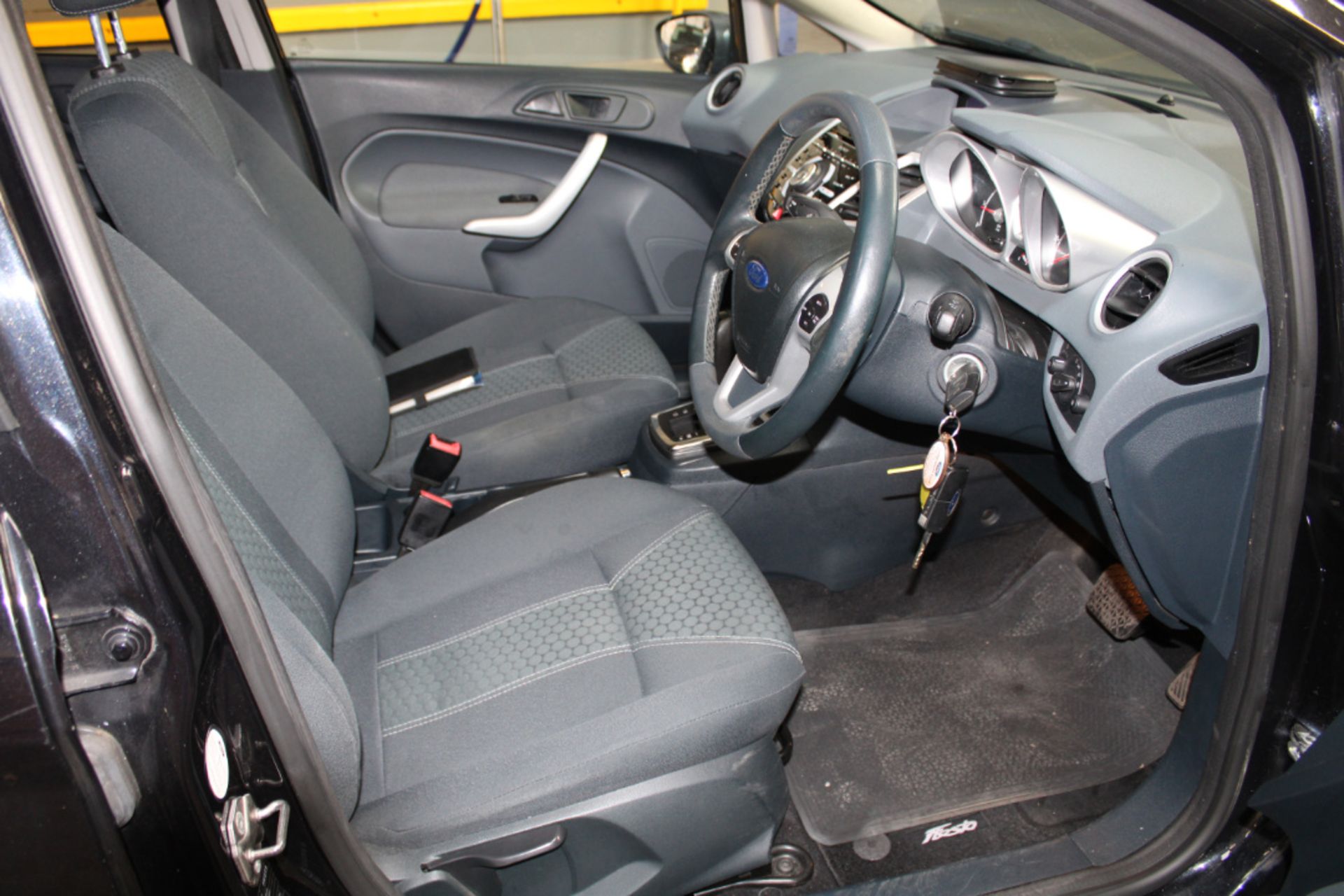 11 11 Ford Fiesta Titanium Auto - Image 22 of 26