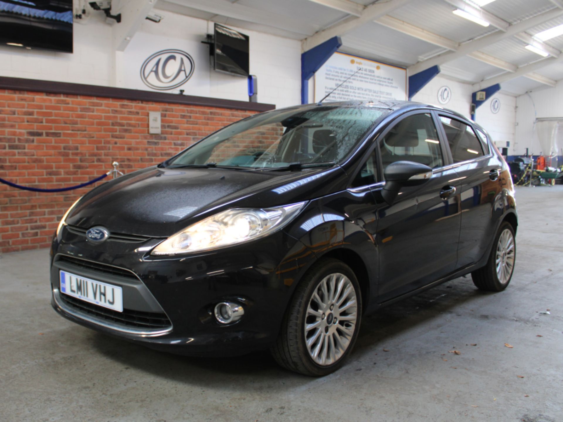 11 11 Ford Fiesta Titanium Auto