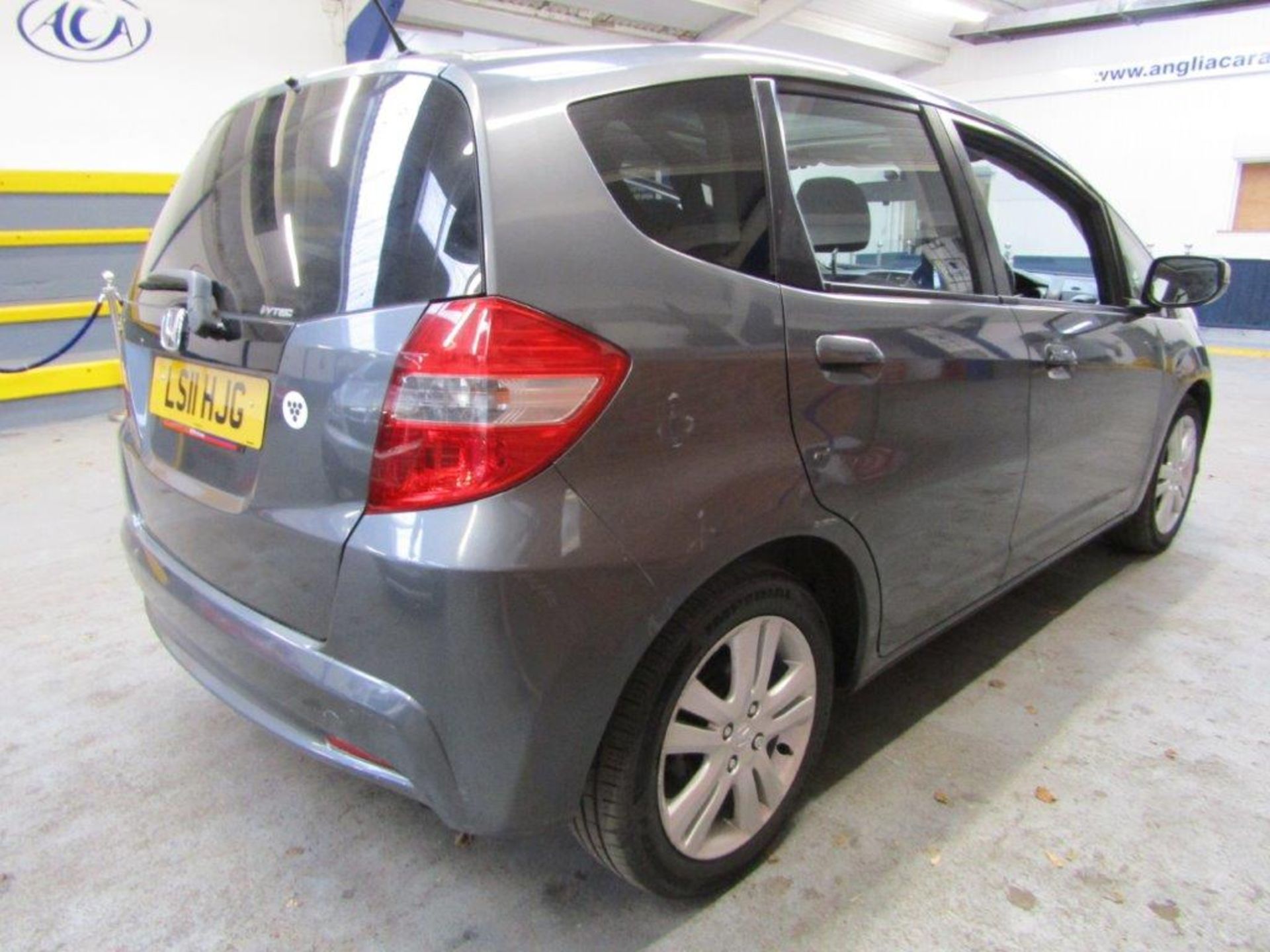 11 11 Honda Jazz Vtec EX CVT - Image 19 of 27