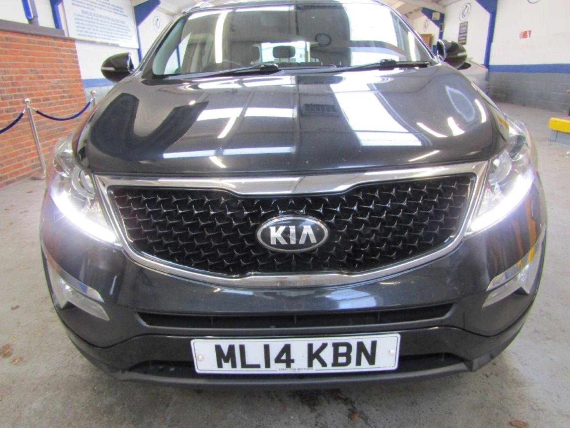 14 14 Kia Sportage KX-3 Sat nav CRD - Image 2 of 27