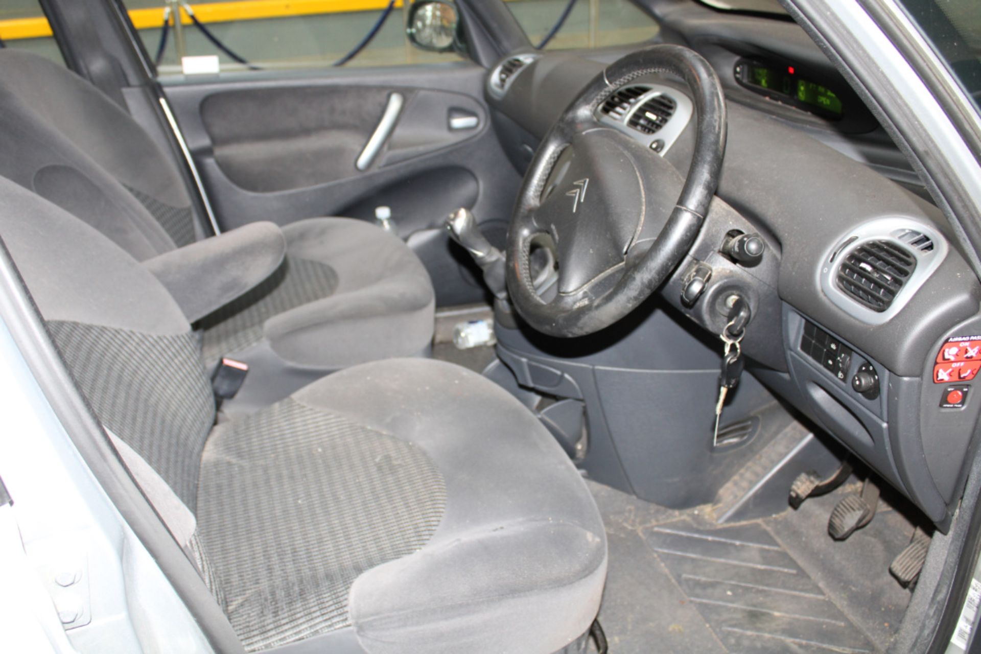 10 10 Citroen Xsara Picasso Desire - Image 19 of 24