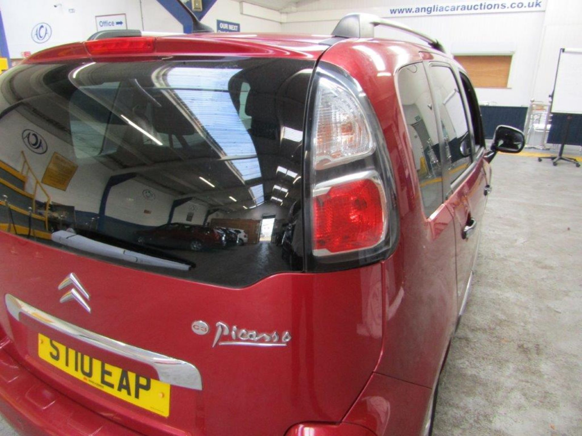 10 10 Citroen C3 Picasso Excl - Image 19 of 24