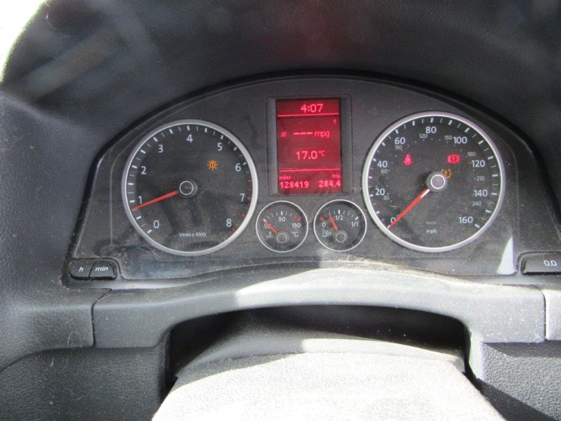 08 08 VW Tiguan SE TSI 150 - Image 16 of 20