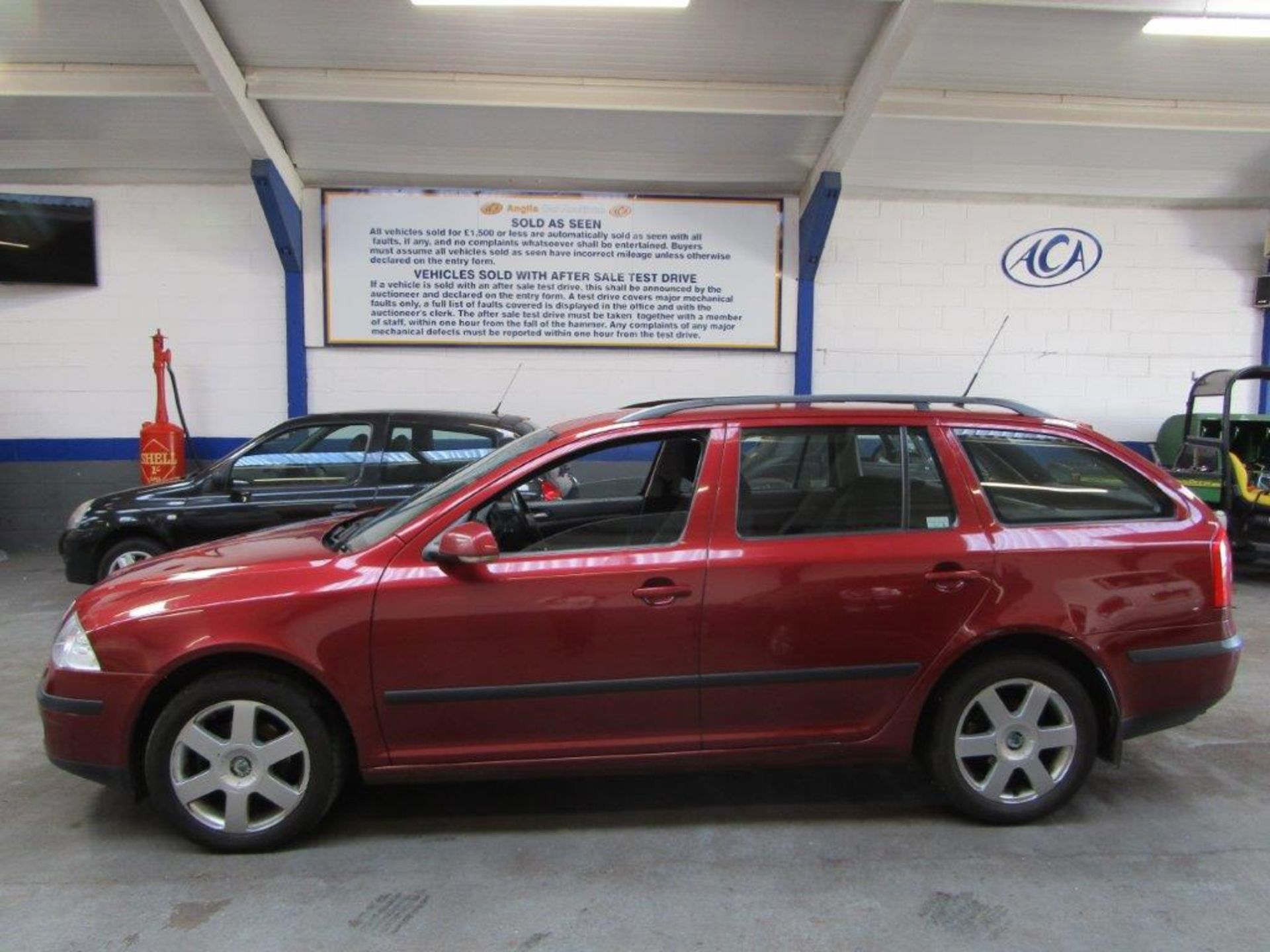 08 08 Skoda Octavia Elegance TDI - Image 2 of 20