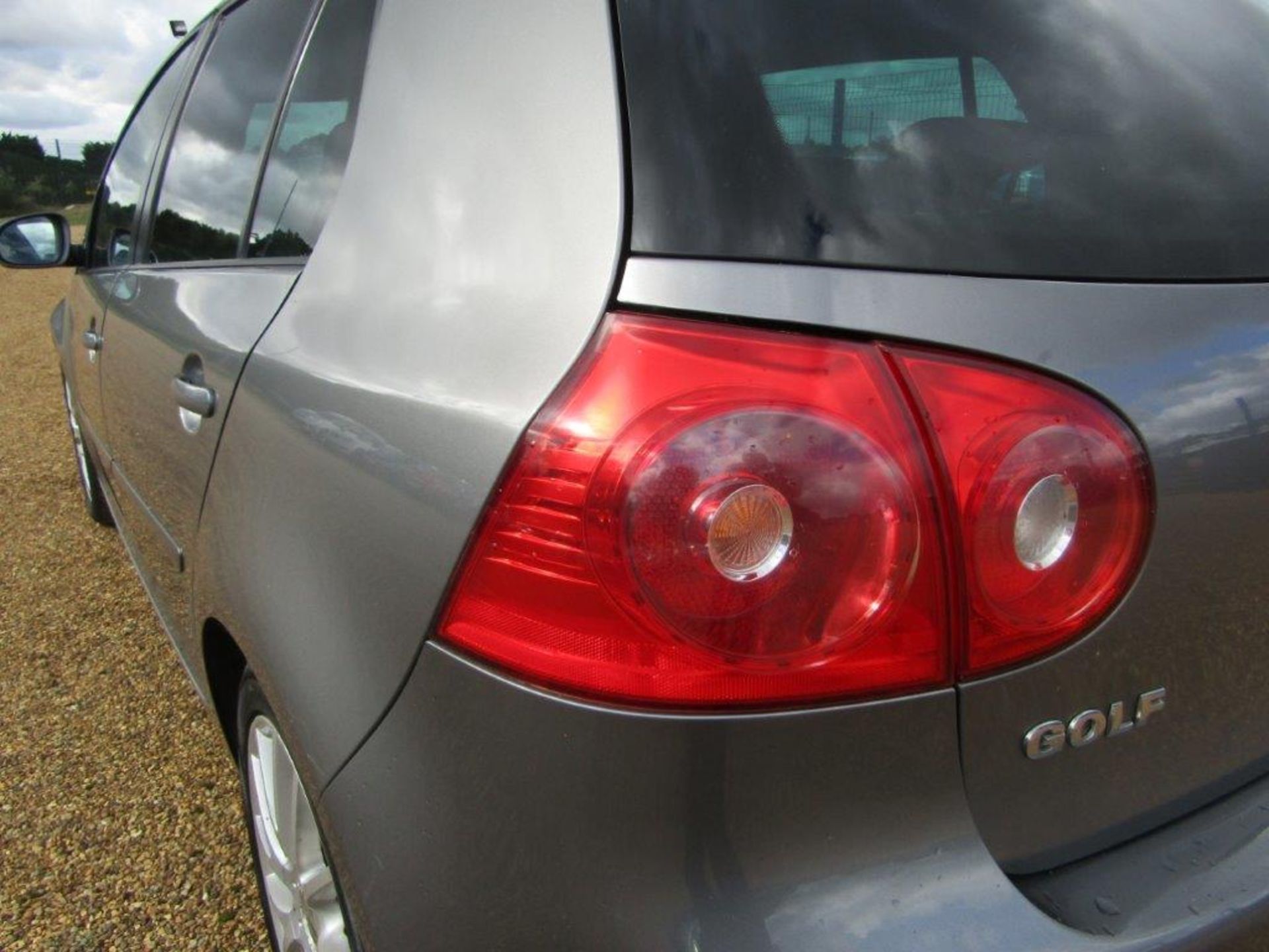 08 08 VW Golf GT Sport TDi - Image 12 of 22