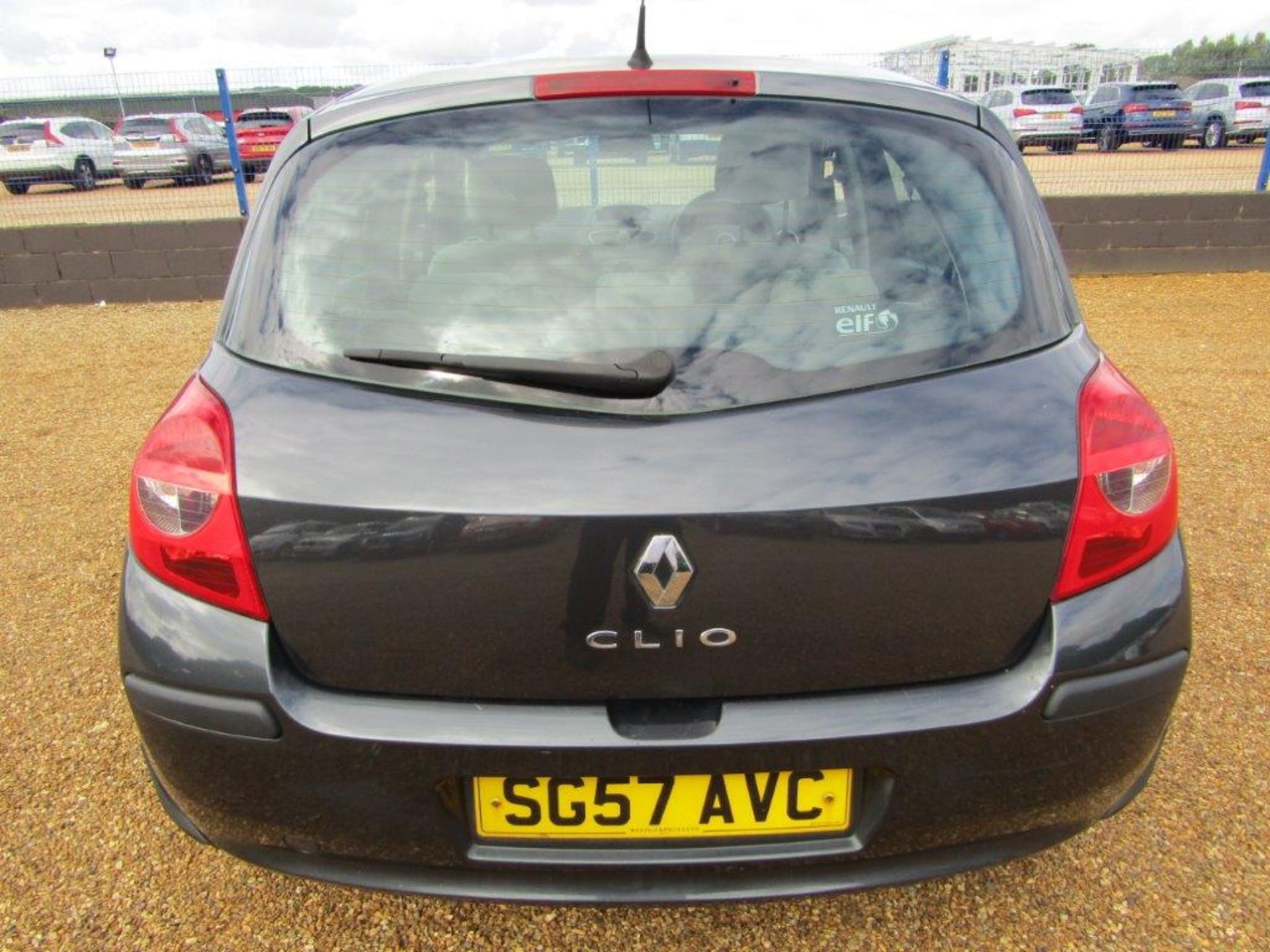 57 07 Renault Clio Privilege - Image 3 of 19