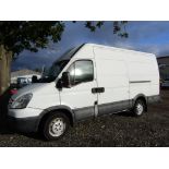 08 08 iveco Daily 35S14 MWB