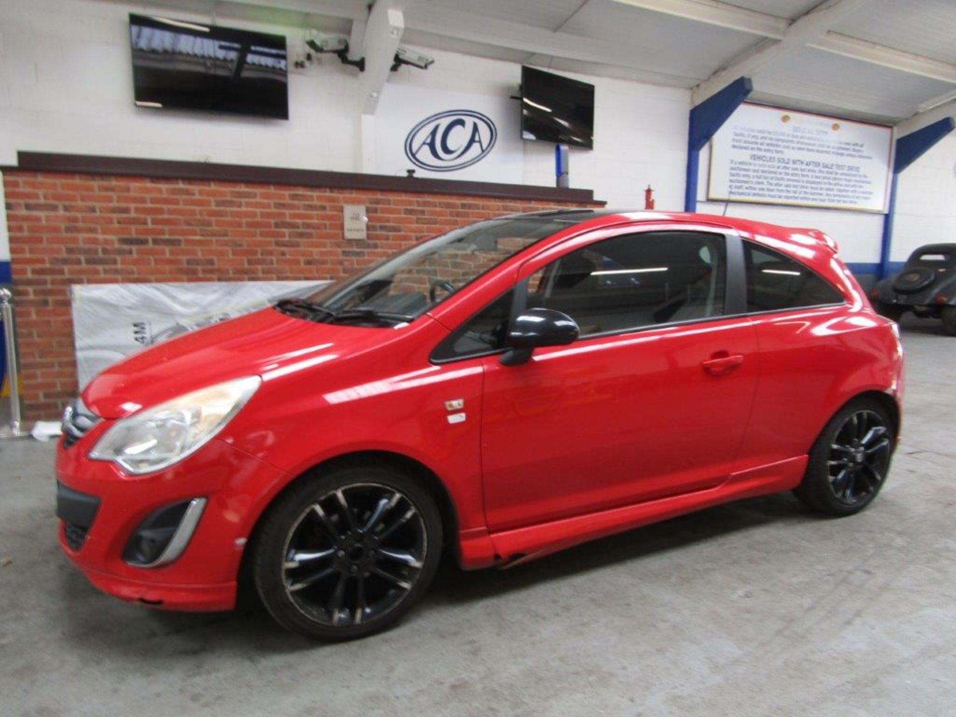 61 12 Vauxhall Corsa Limited Edition