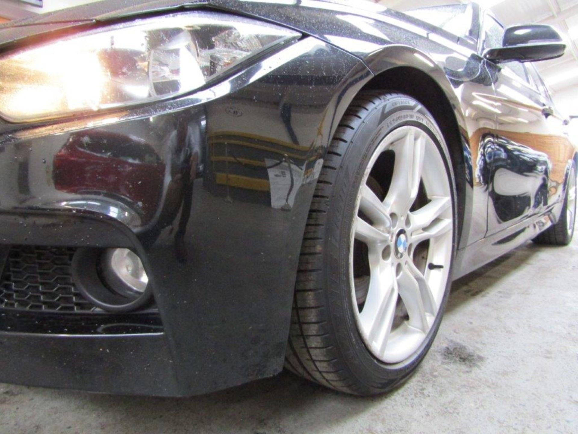 13 13 BMW 320d M Sport - Image 3 of 26