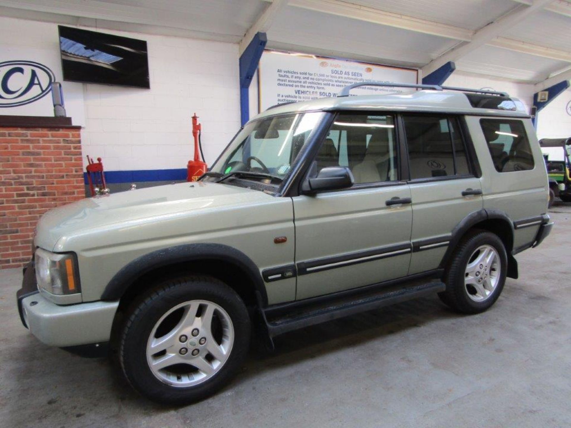 03 03 Land Rover Discovery TD5 ES